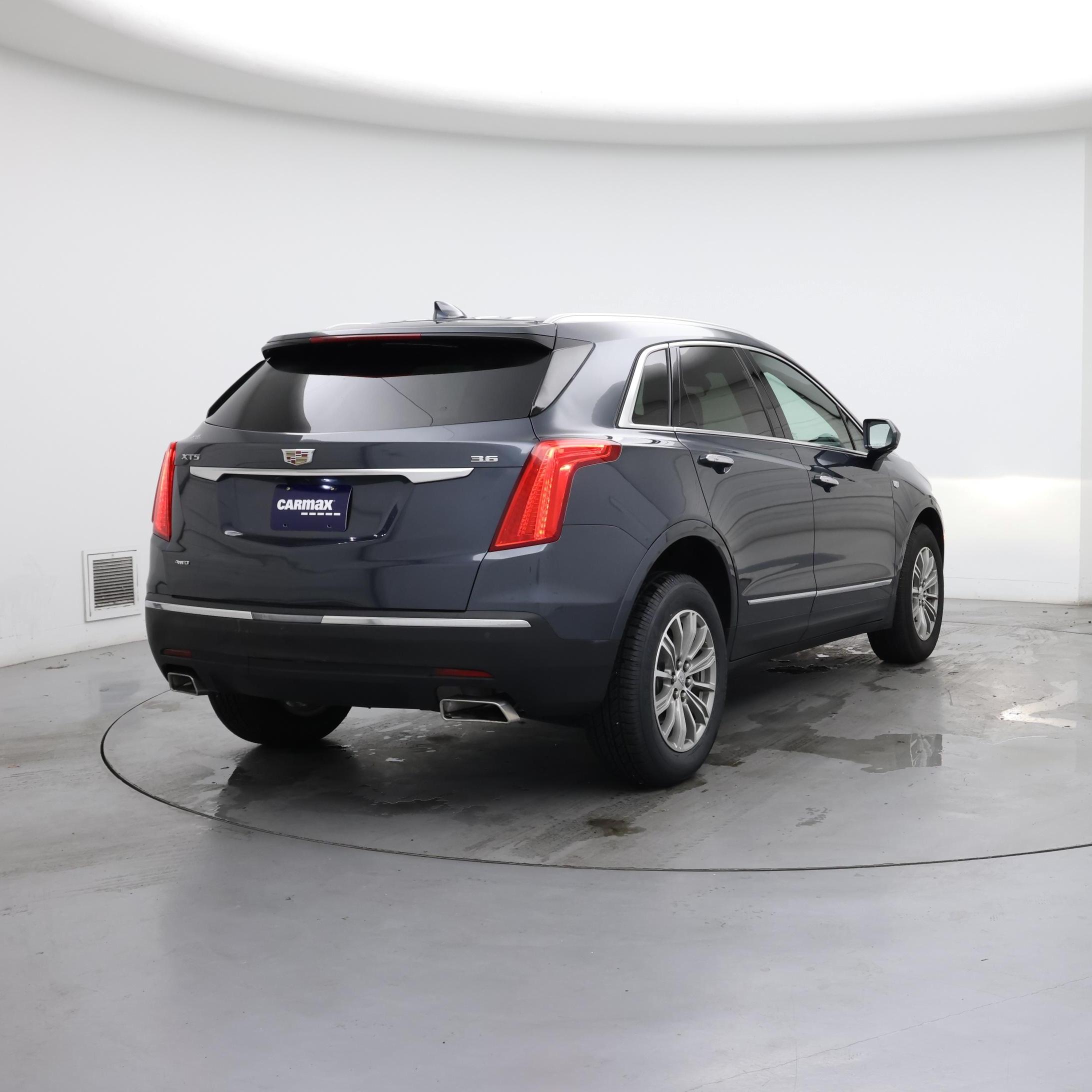 Thumbnail: 2019 Cadillac XT5 - 8
