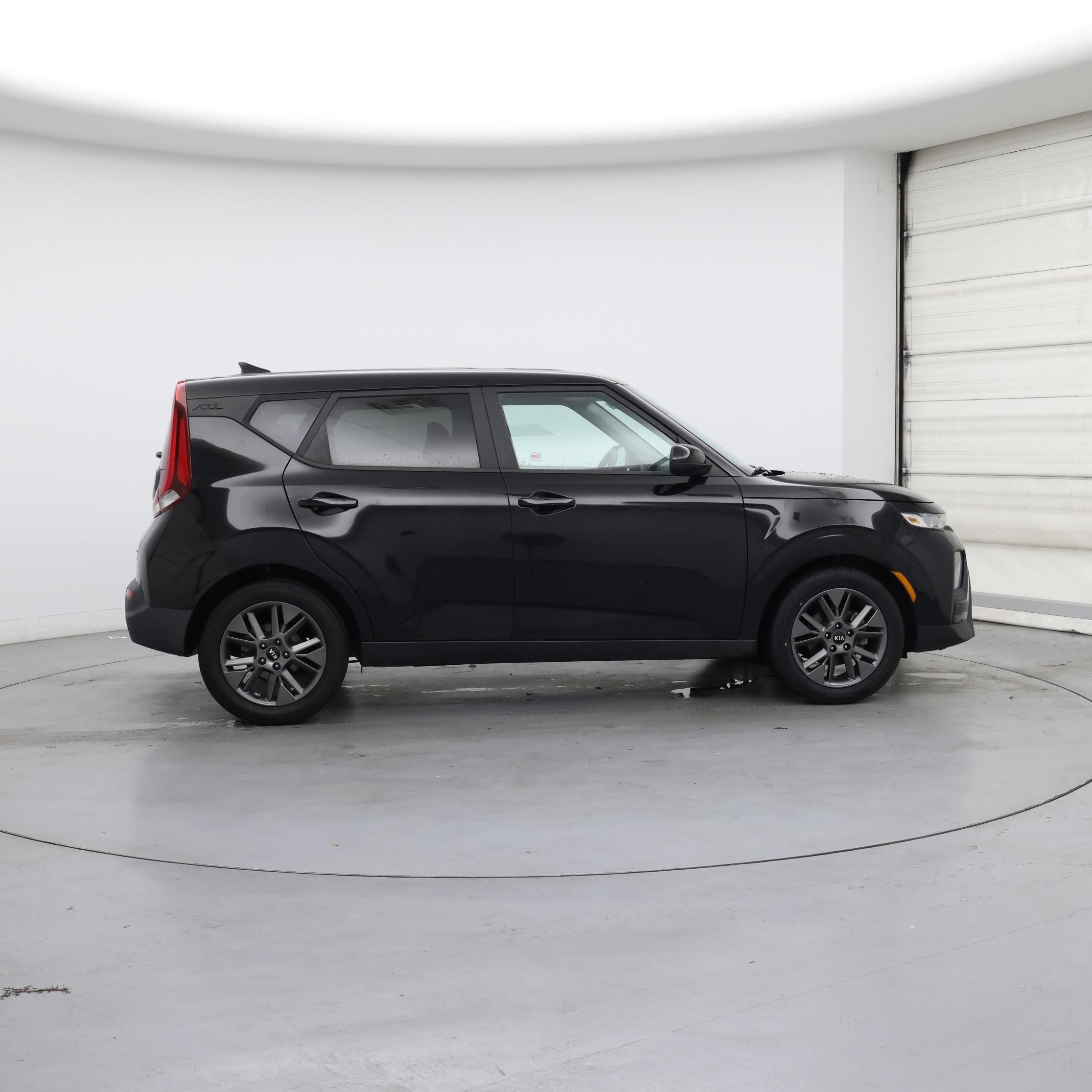 Thumbnail: 2021 Kia Soul - 7