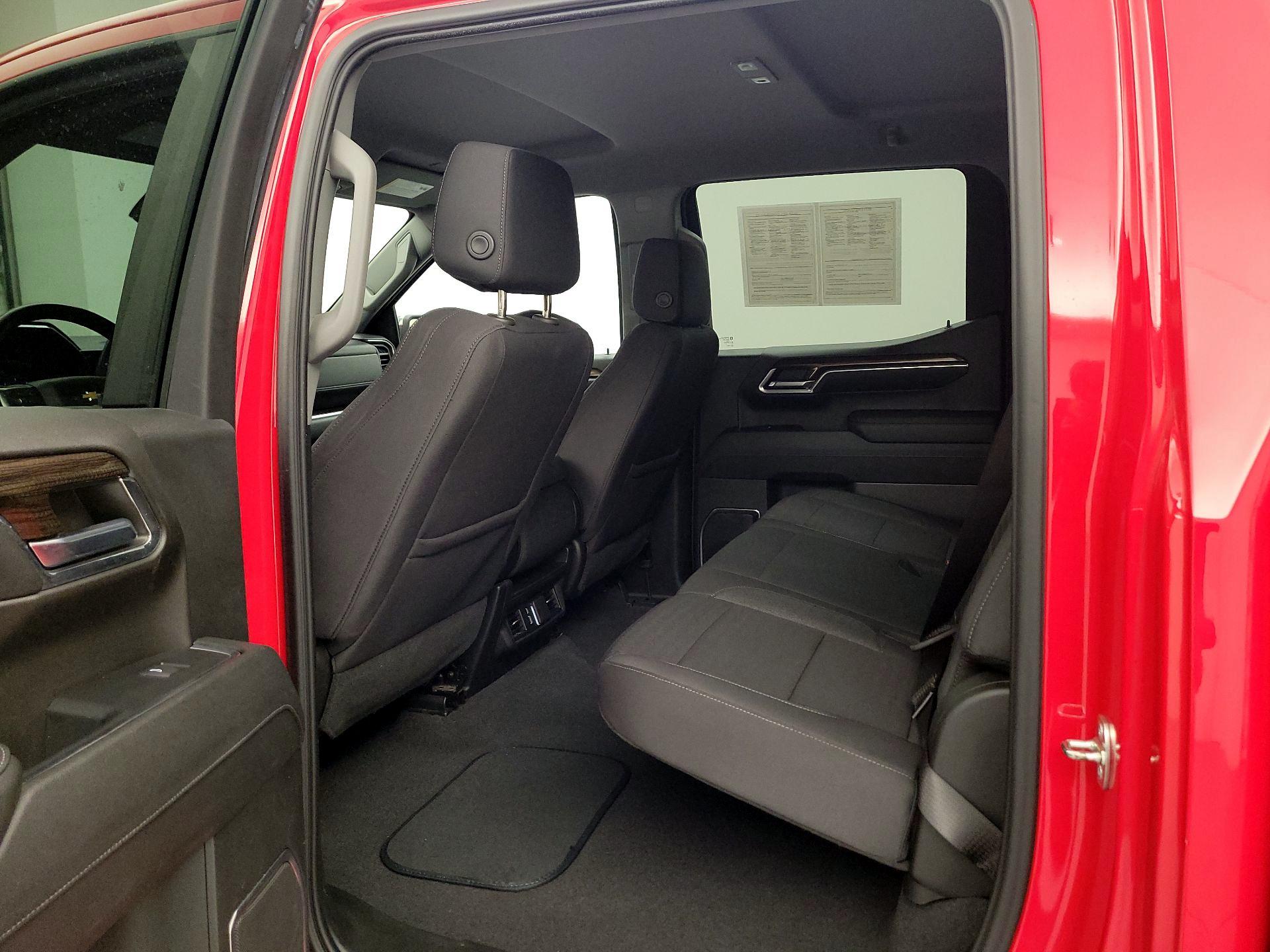Thumbnail: 2023 Chevrolet Silverado 1500 - 18