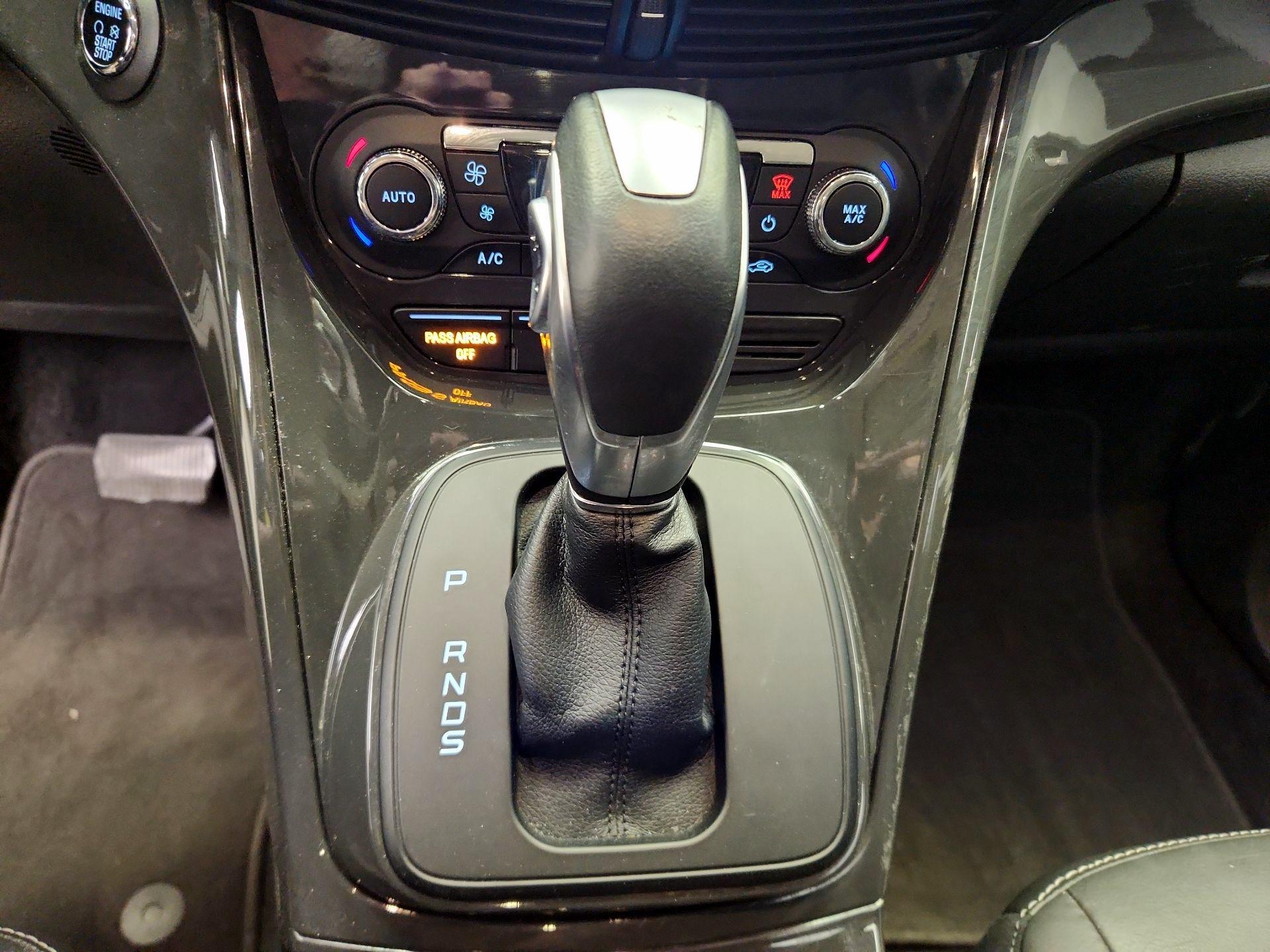 Thumbnail: 2016 Ford Escape - 18