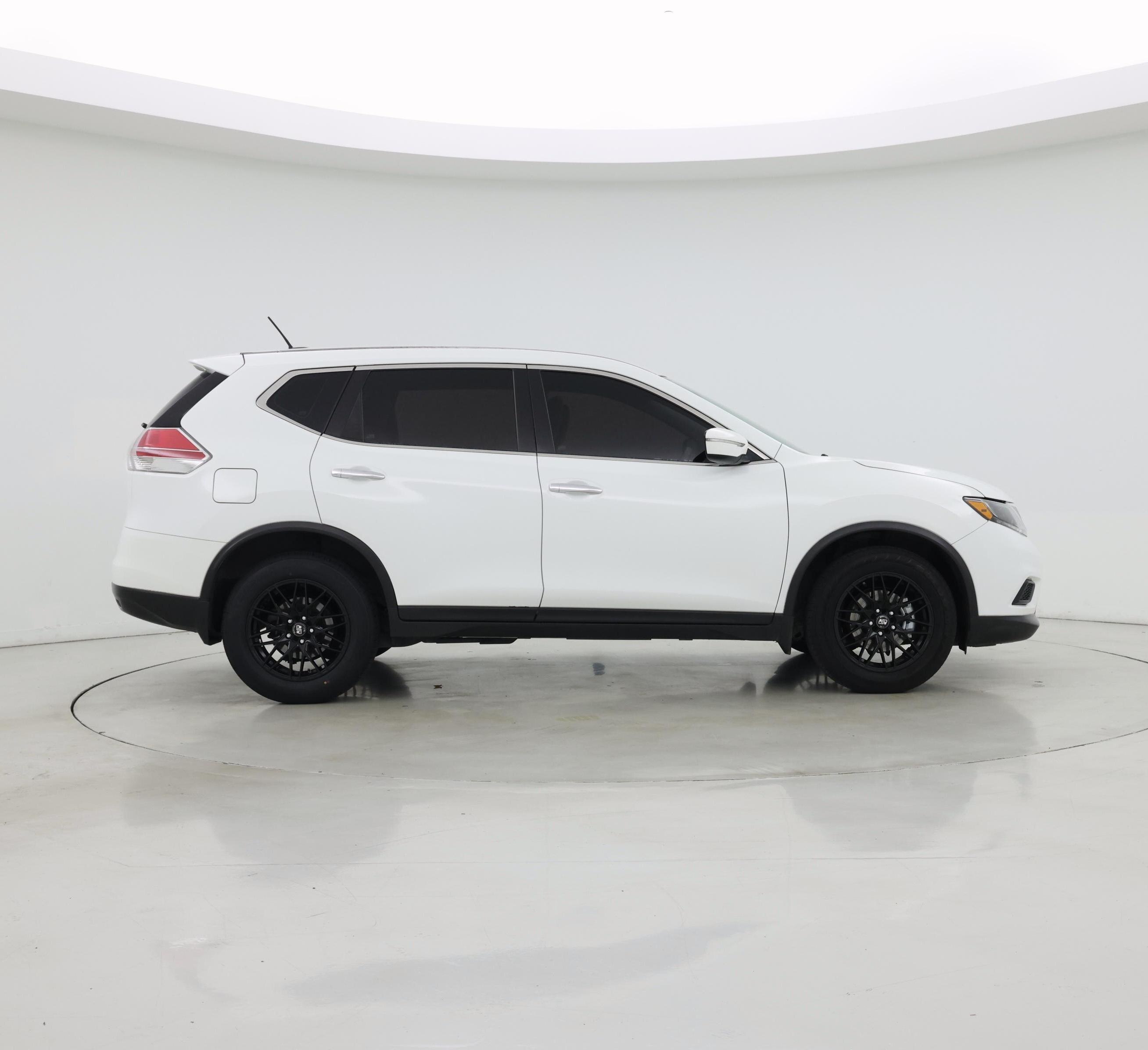 Thumbnail: 2015 Nissan Rogue - 7