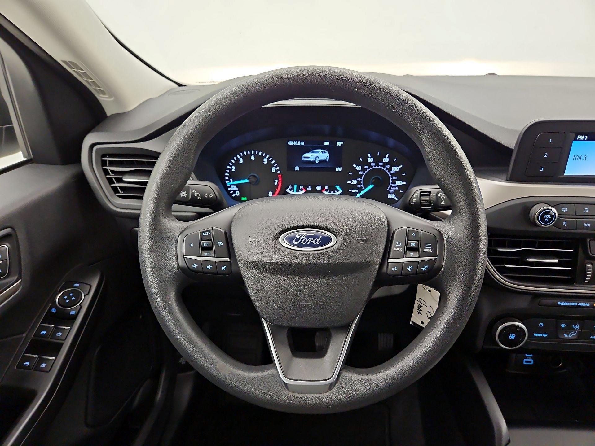 Thumbnail: 2022 Ford Escape - 10