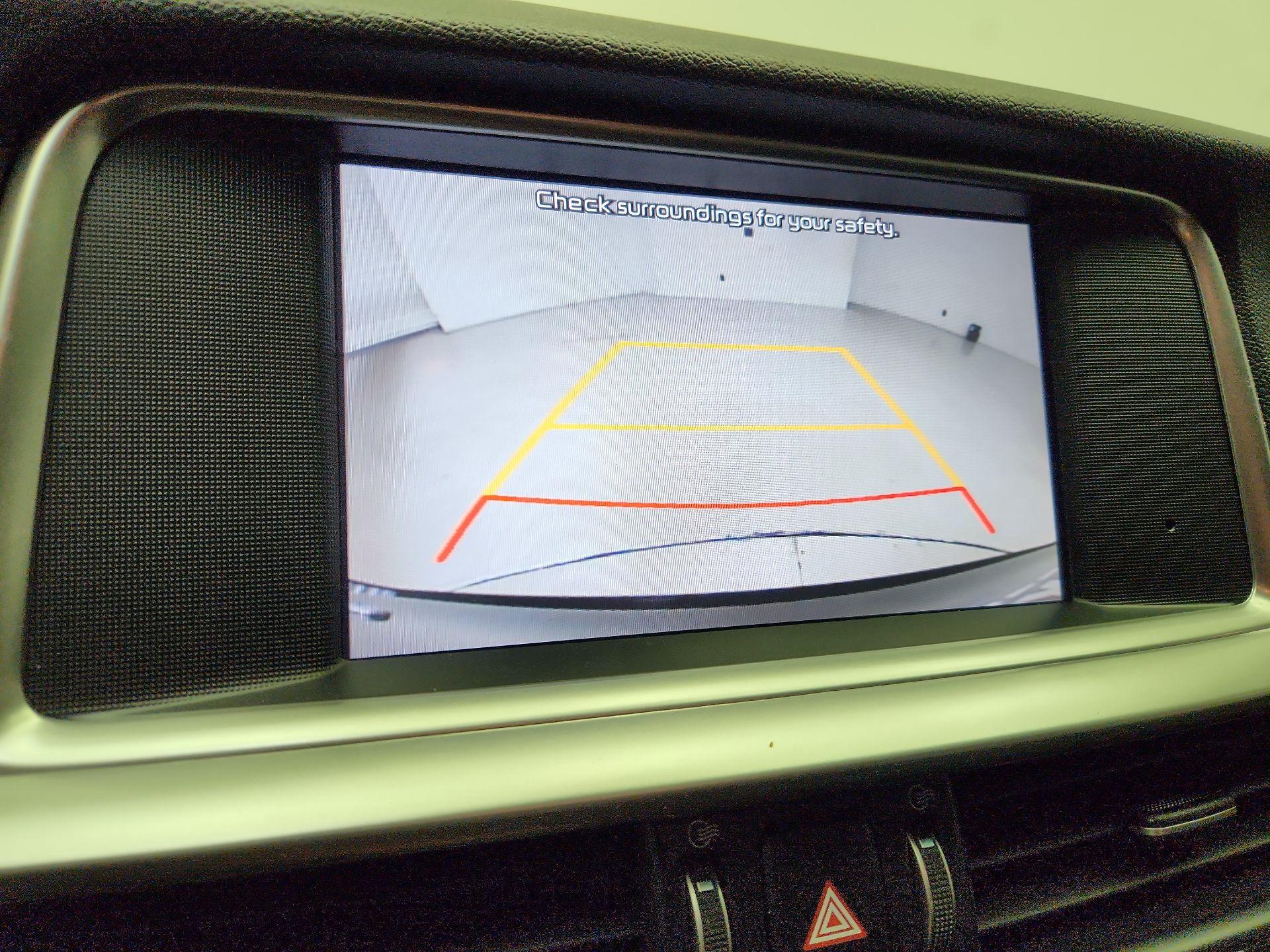 Thumbnail: 2020 Kia Optima - 14