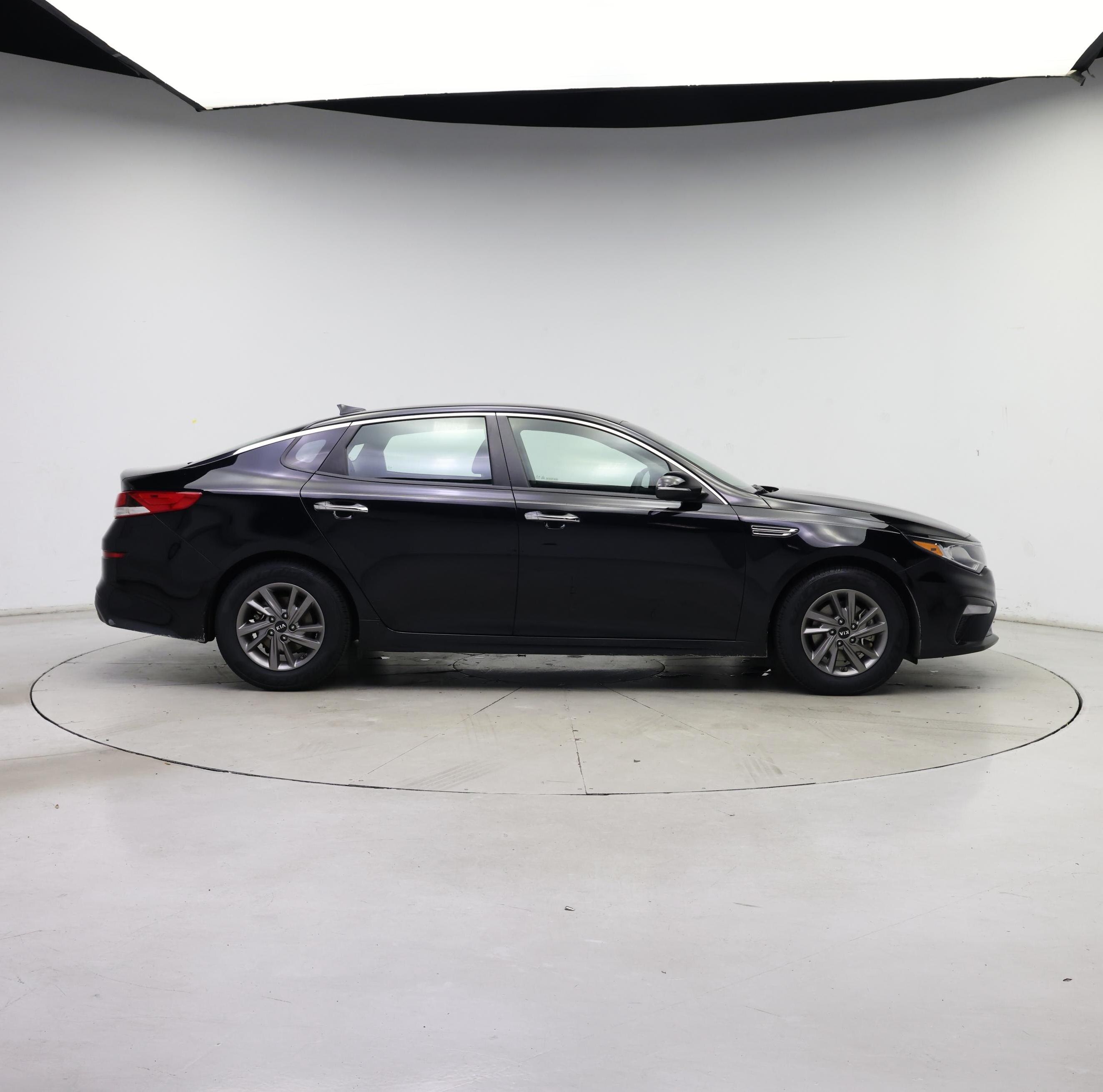 Thumbnail: 2020 Kia Optima - 7