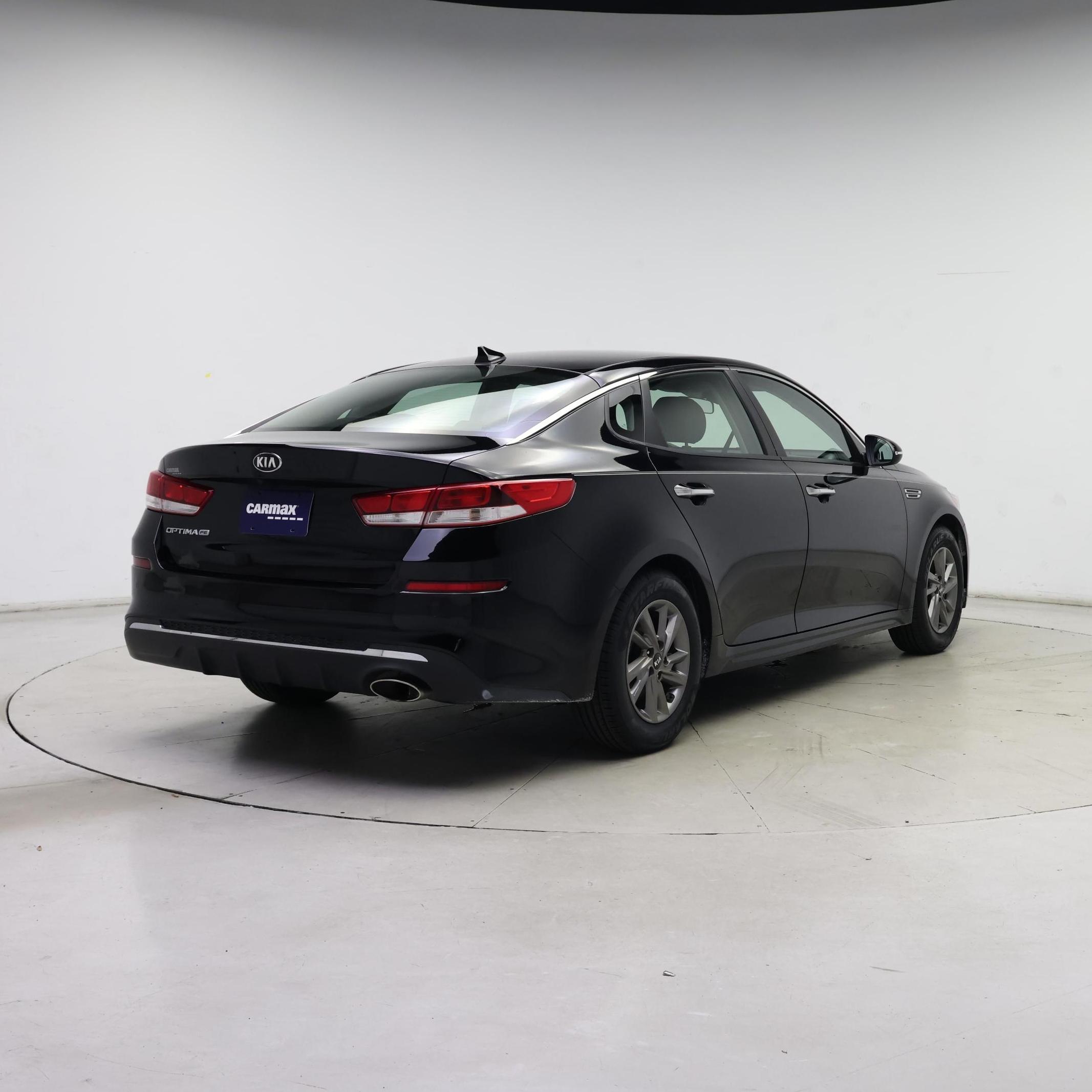 Thumbnail: 2020 Kia Optima - 8