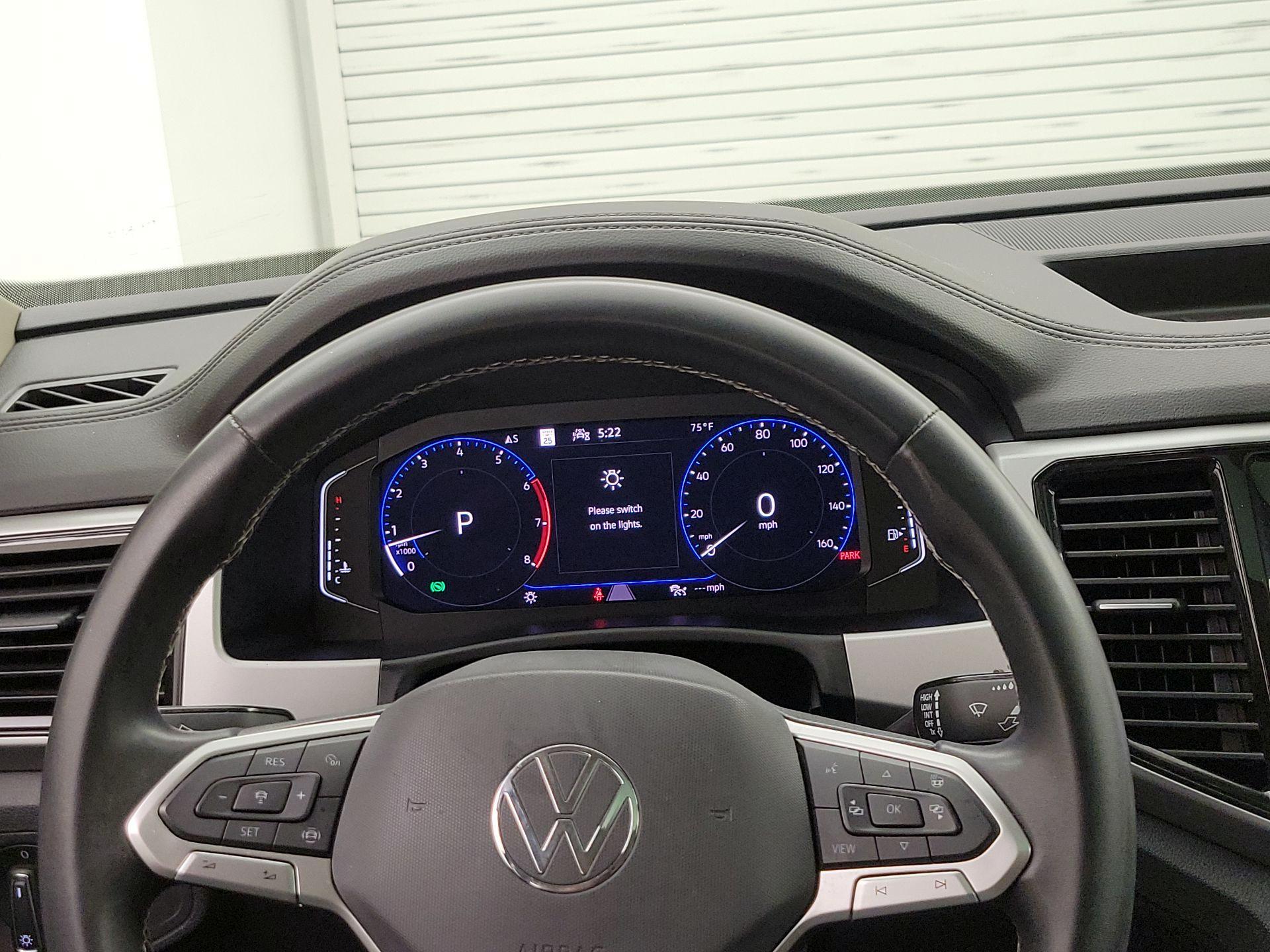 Thumbnail: 2021 Volkswagen Atlas - 10