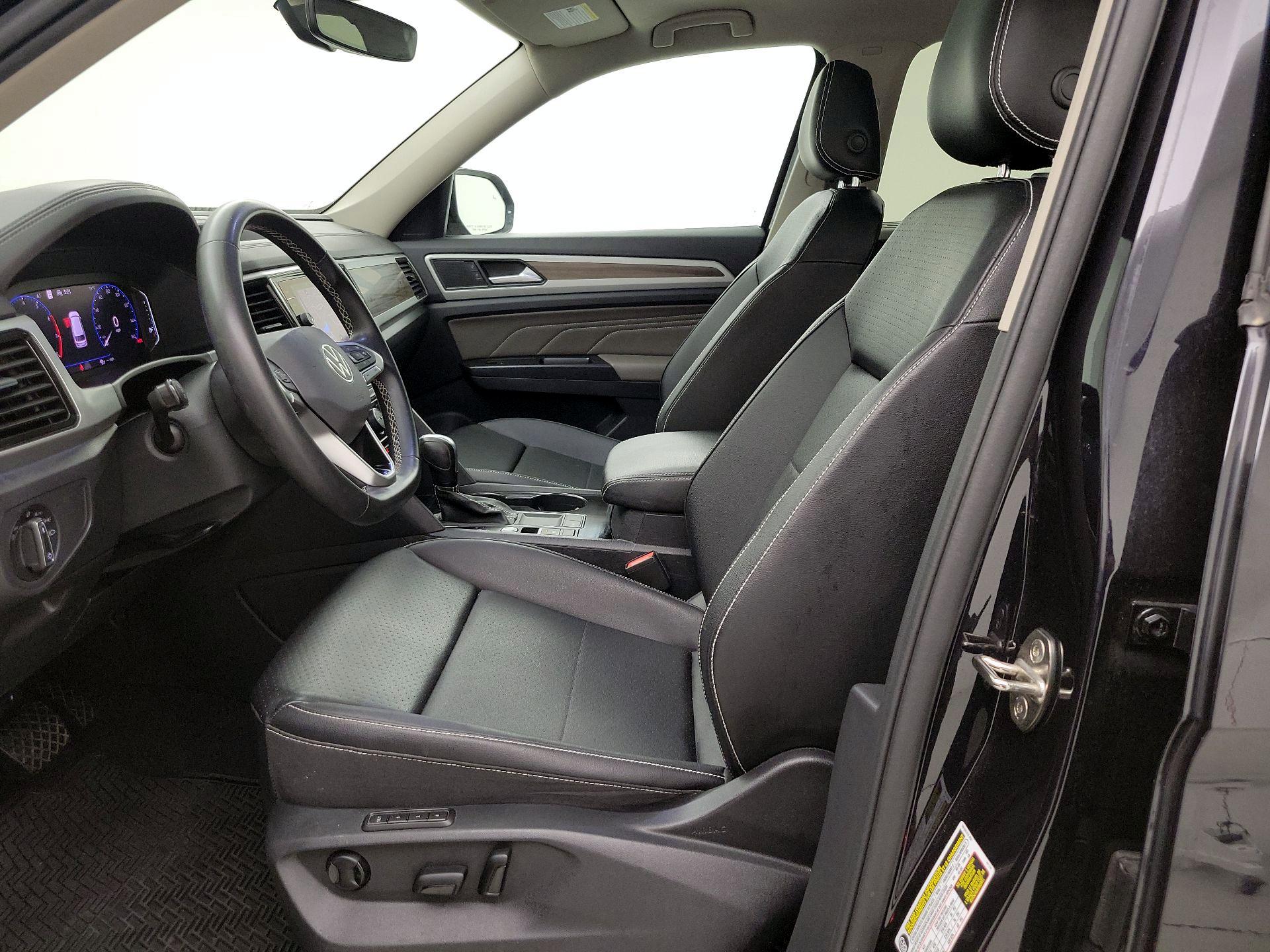 Thumbnail: 2021 Volkswagen Atlas - 11