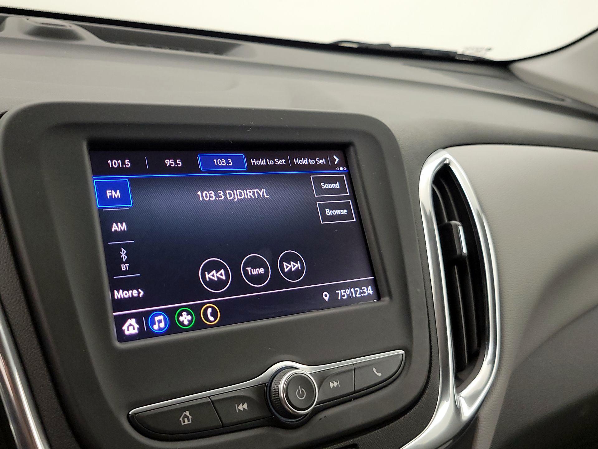 Thumbnail: 2020 Chevrolet Equinox - 15