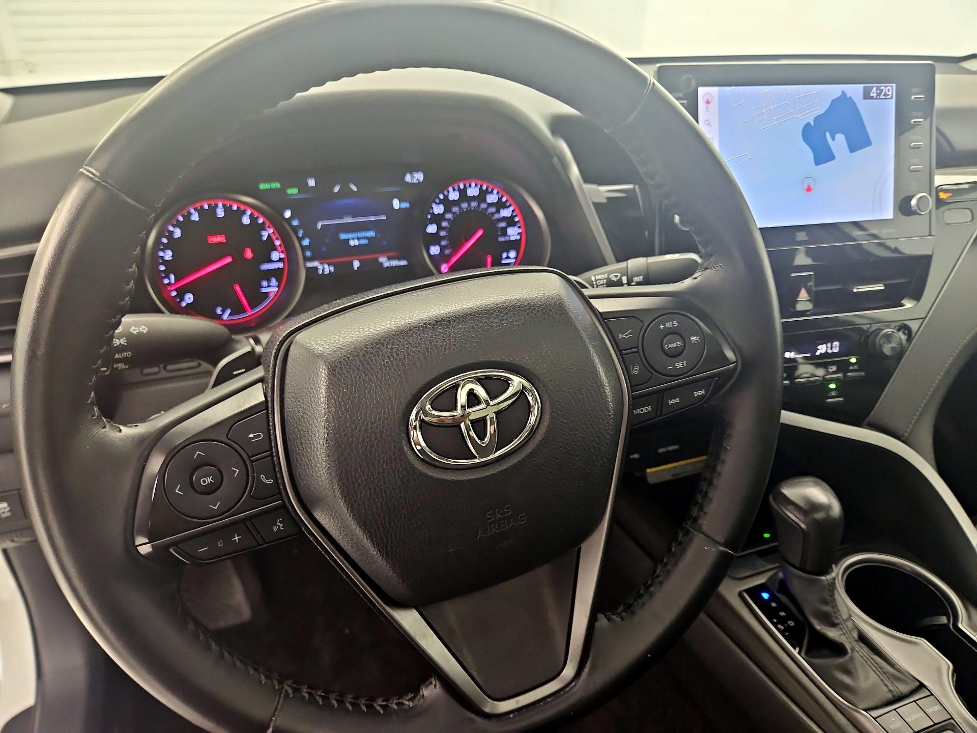 Thumbnail: 2021 Toyota Camry - 10