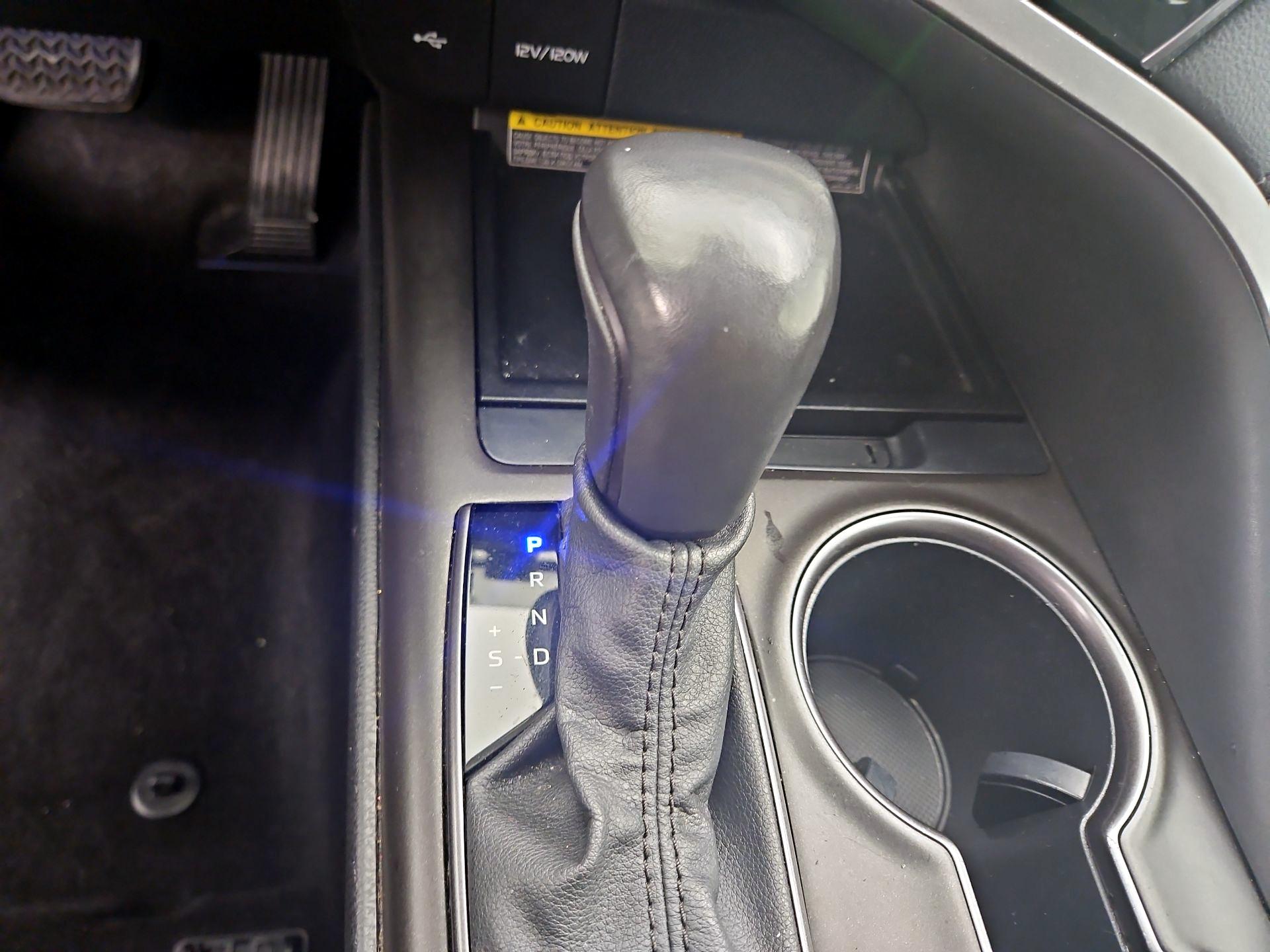 Thumbnail: 2021 Toyota Camry - 18