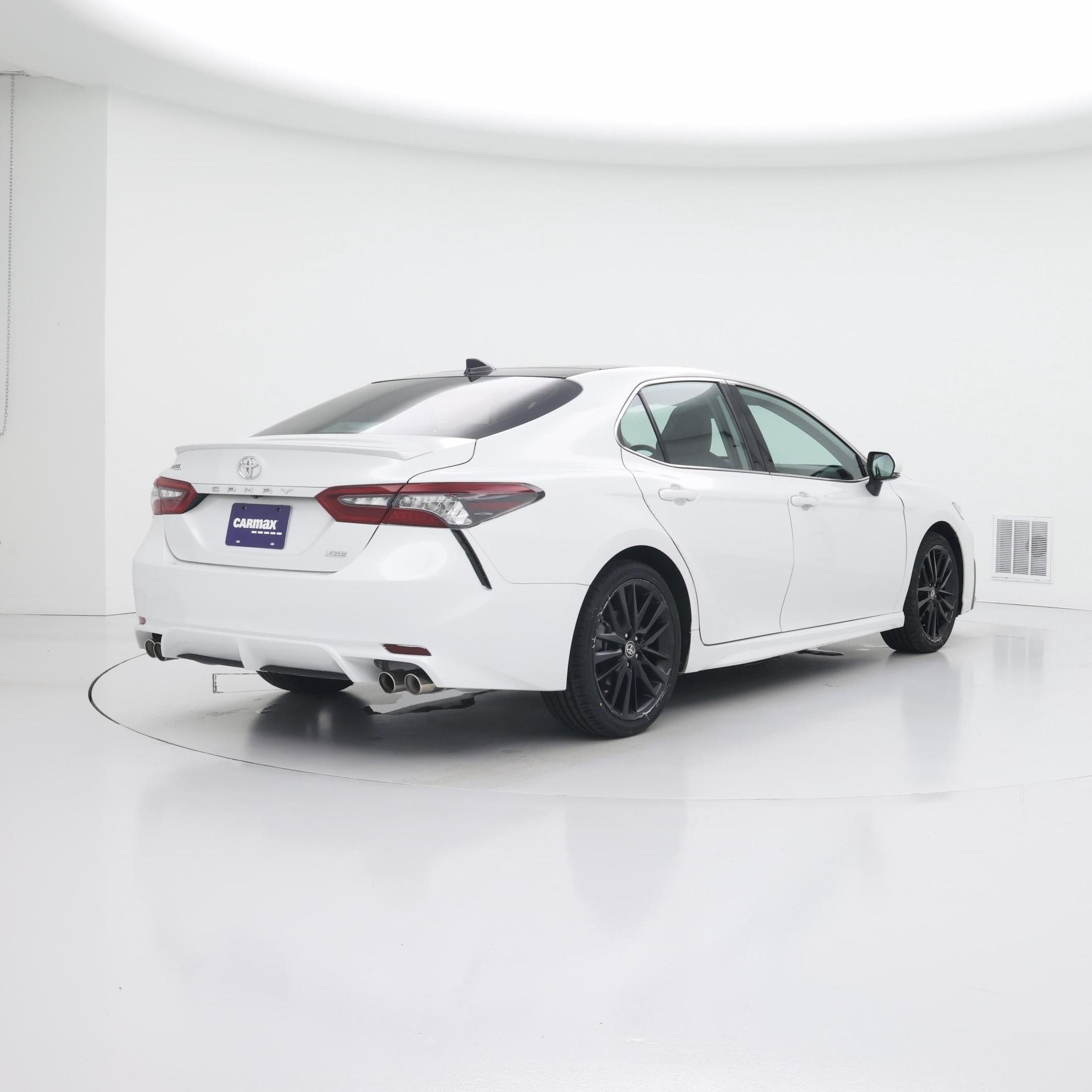 Thumbnail: 2021 Toyota Camry - 8