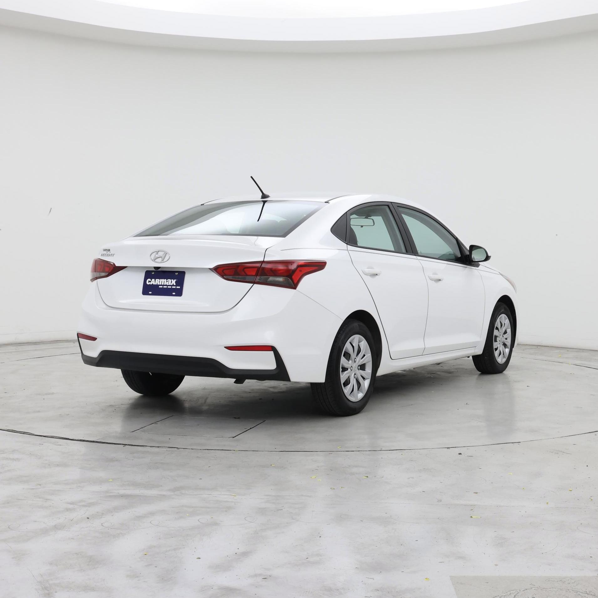 Thumbnail: 2022 Hyundai Accent - 8