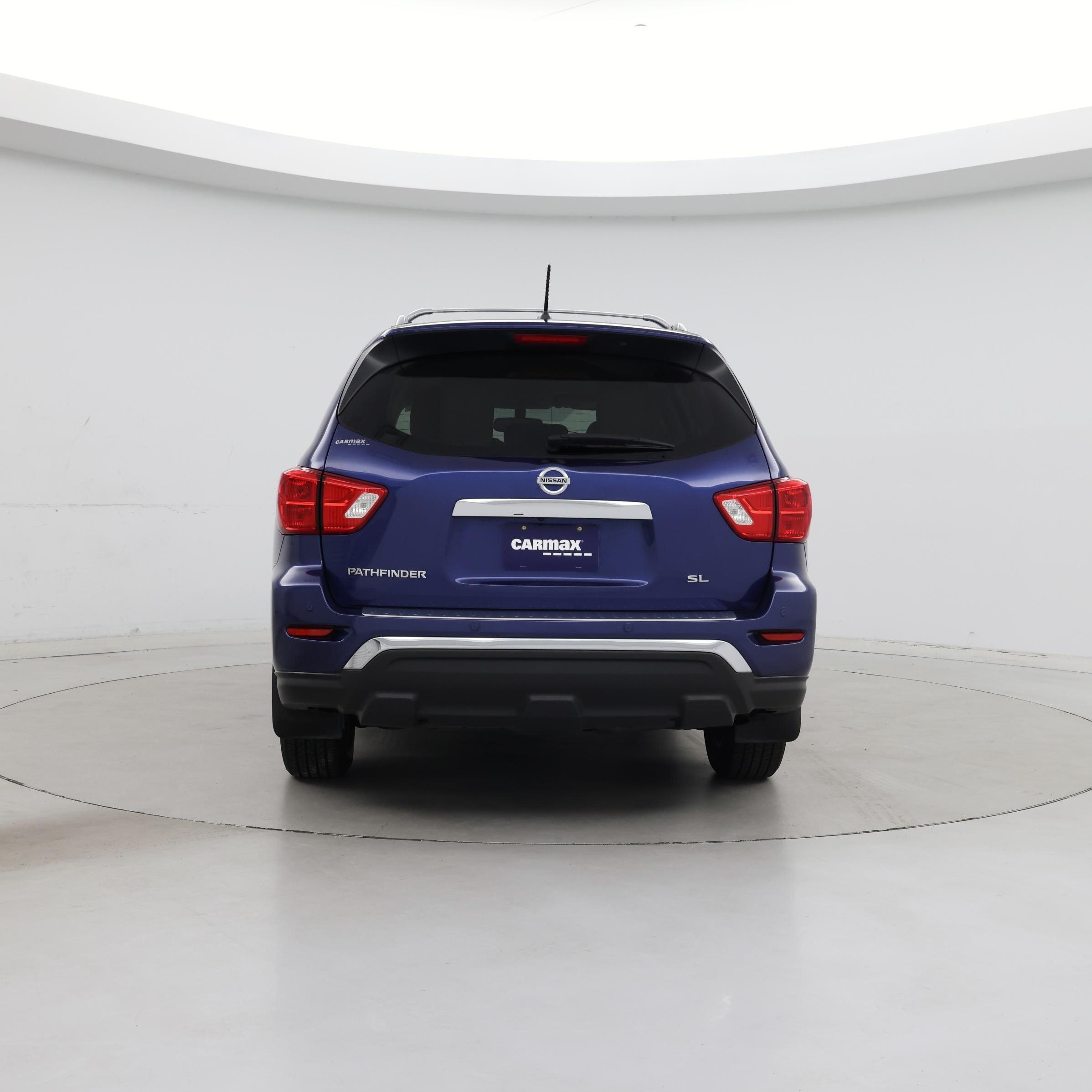 Thumbnail: 2017 Nissan Pathfinder - 6