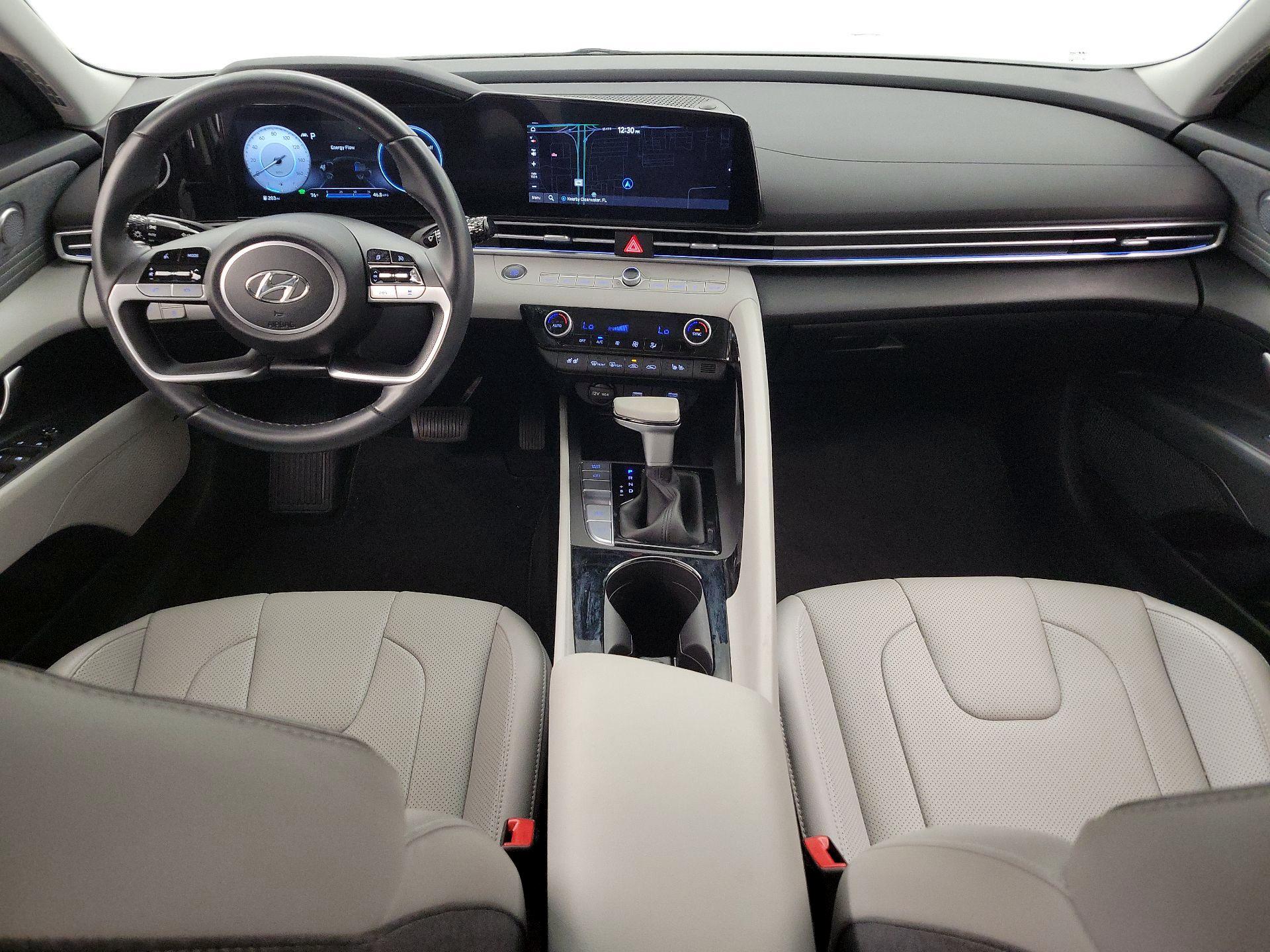 Thumbnail: 2023 Hyundai Elantra - 9