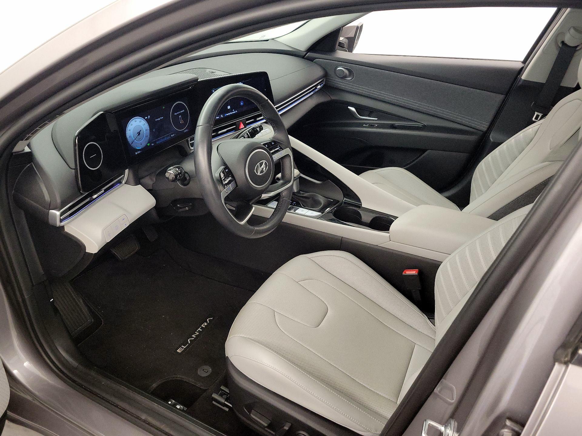 Thumbnail: 2023 Hyundai Elantra - 11
