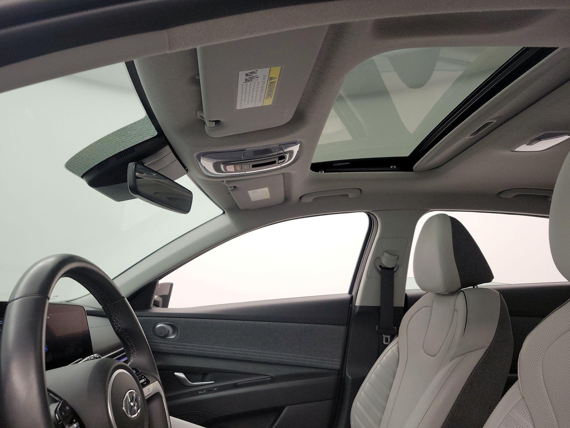 Thumbnail: 2023 Hyundai Elantra - 20