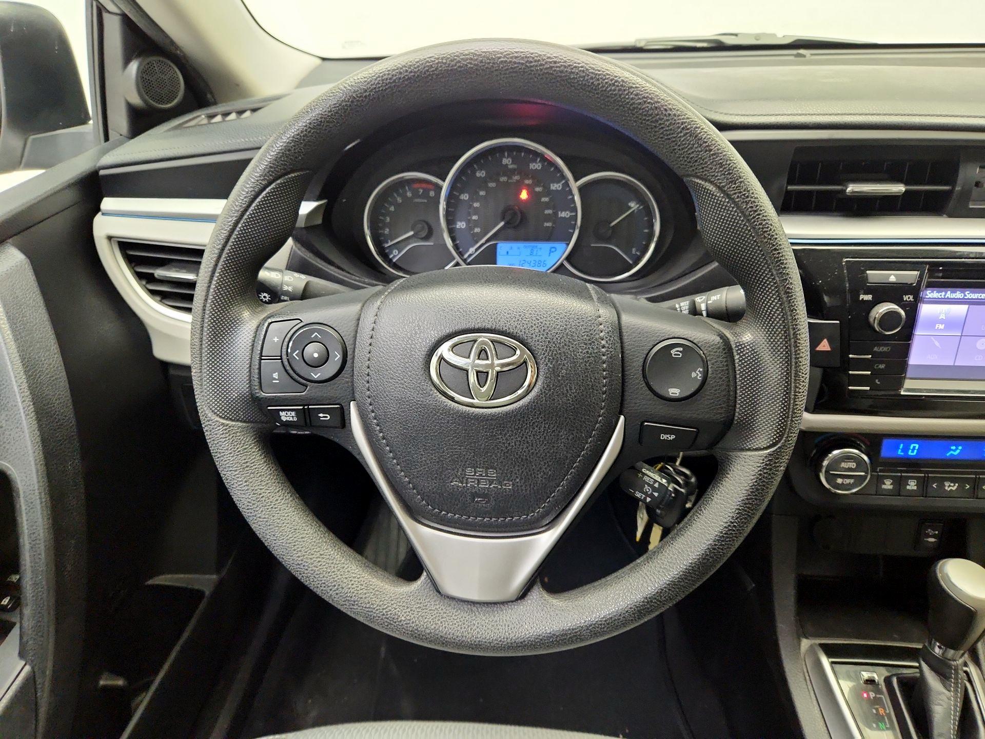 Thumbnail: 2016 Toyota Corolla - 10