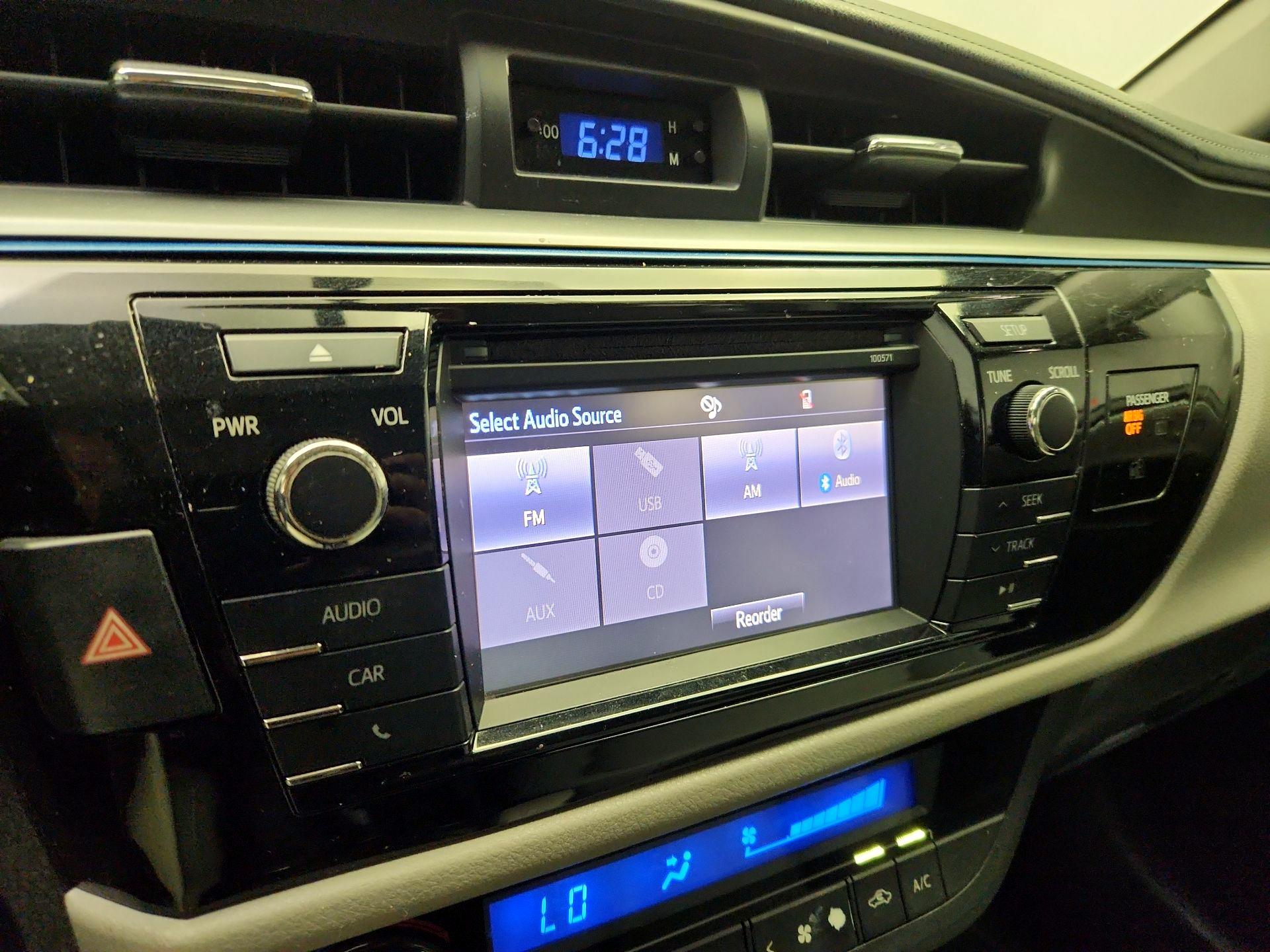 Thumbnail: 2016 Toyota Corolla - 15