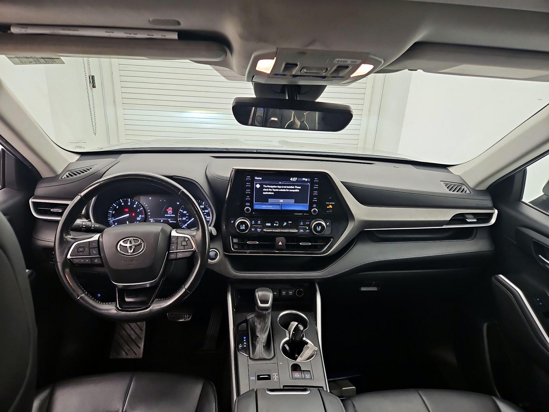 Thumbnail: 2021 Toyota Highlander - 9