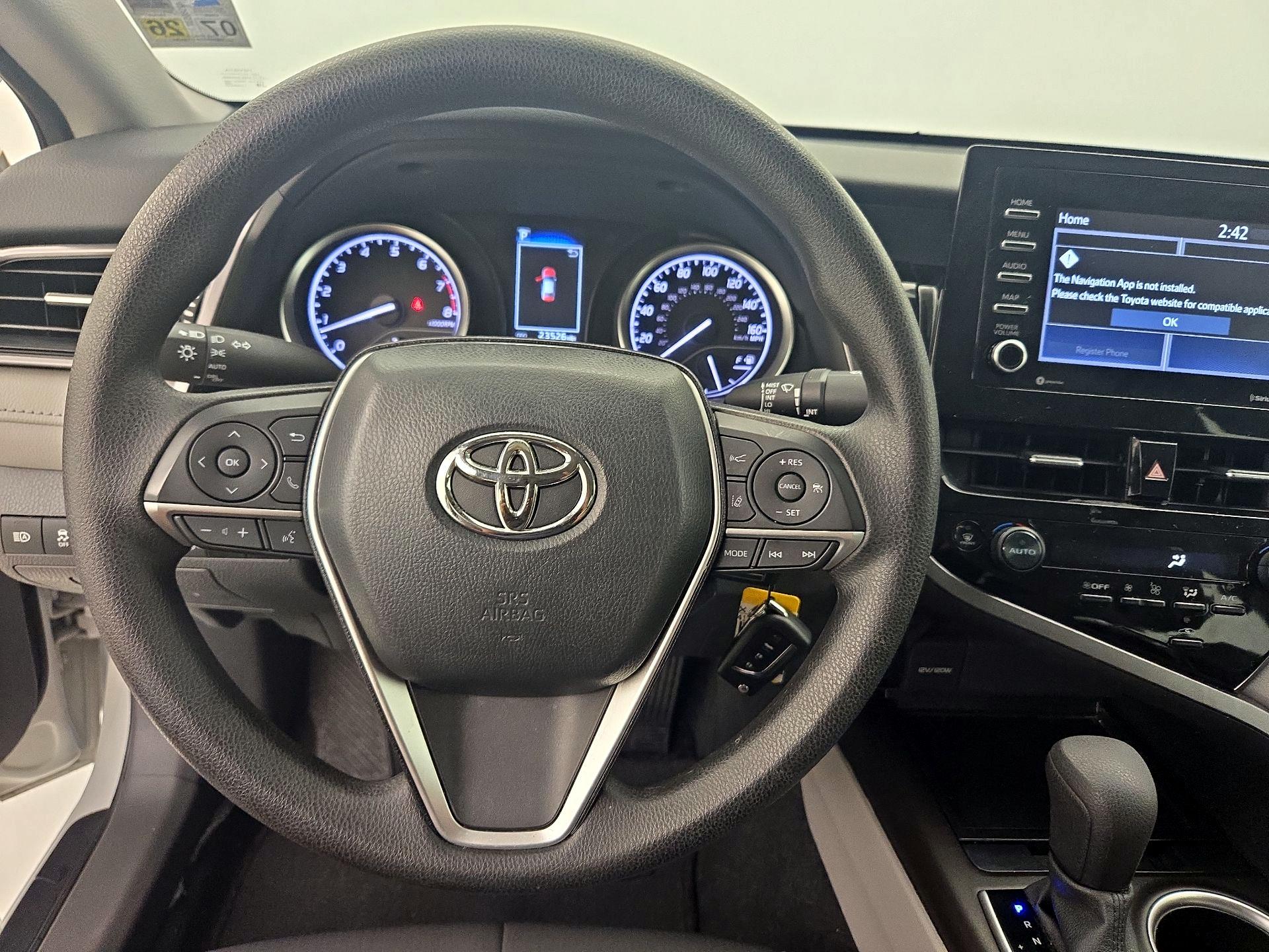 Thumbnail: 2023 Toyota Camry - 10