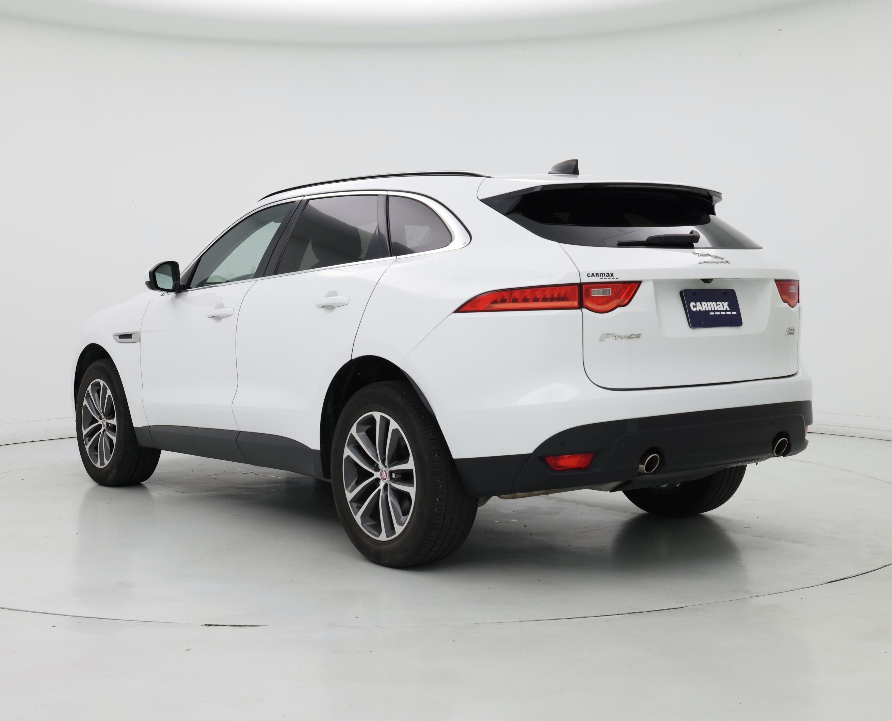 Thumbnail: 2020 Jaguar F-Pace - 2