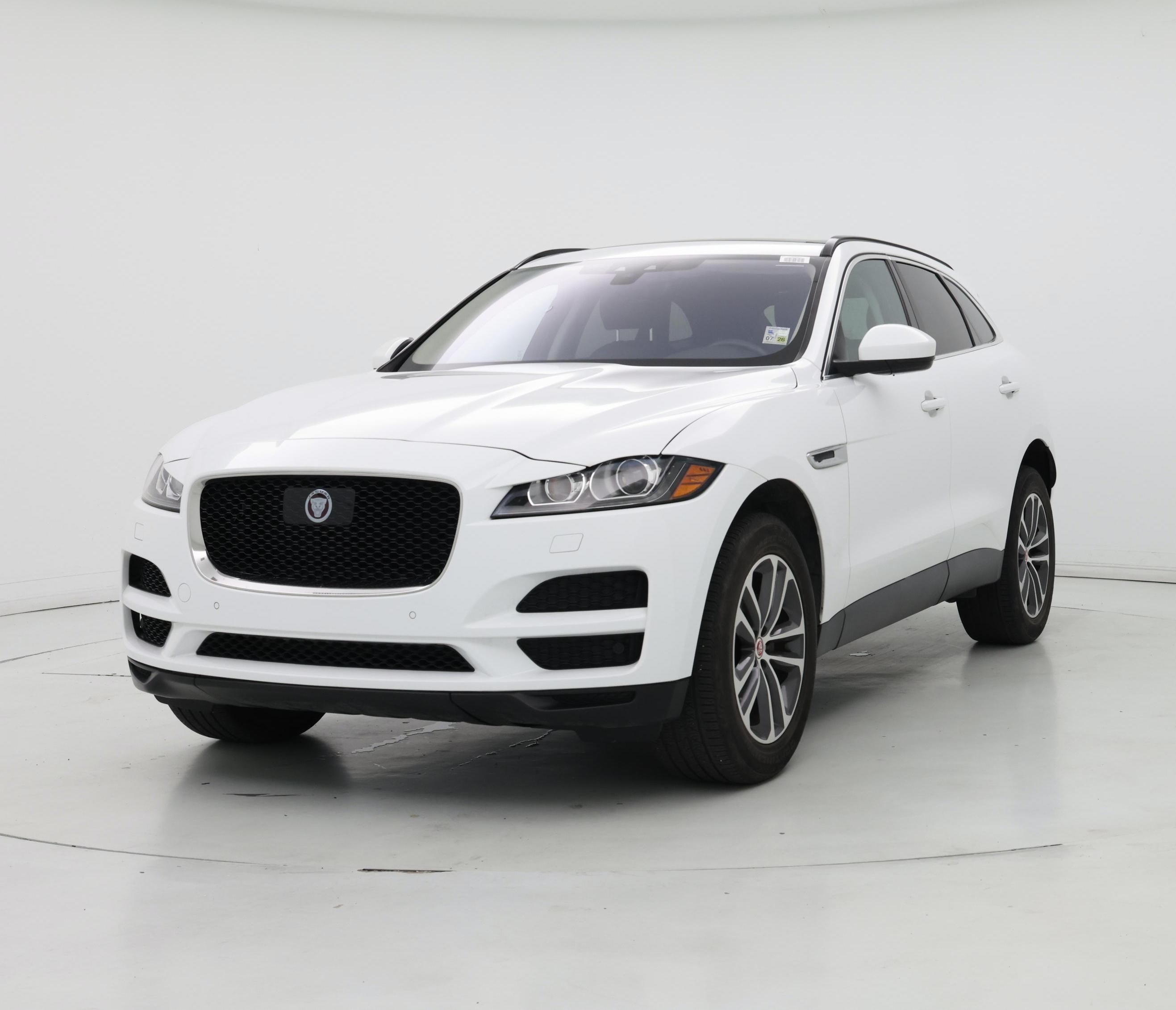 Thumbnail: 2020 Jaguar F-Pace - 4