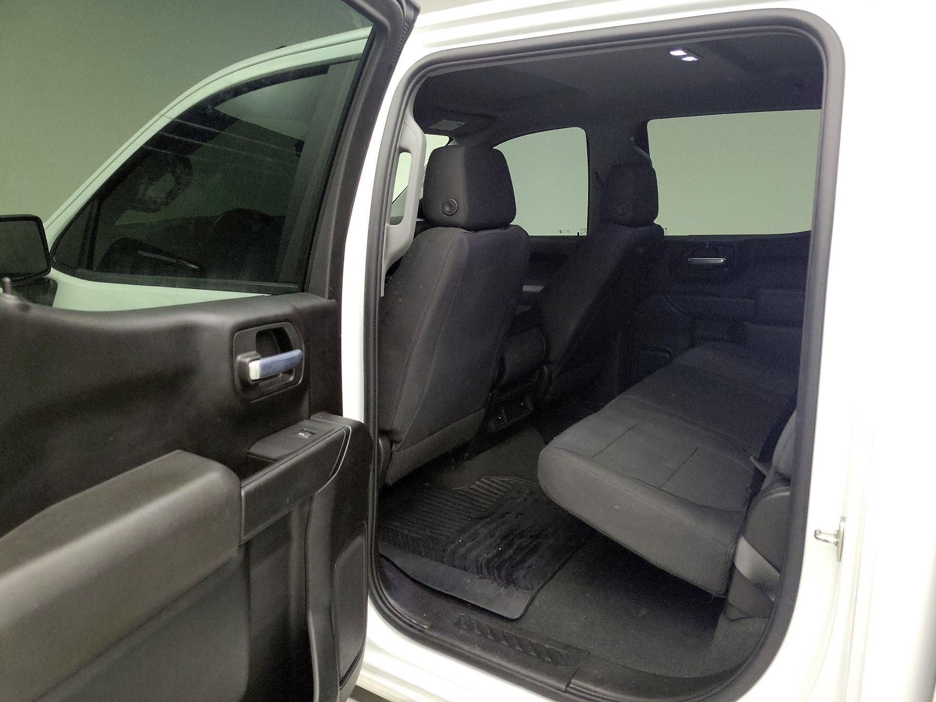 Thumbnail: 2021 Chevrolet Silverado 1500 - 18