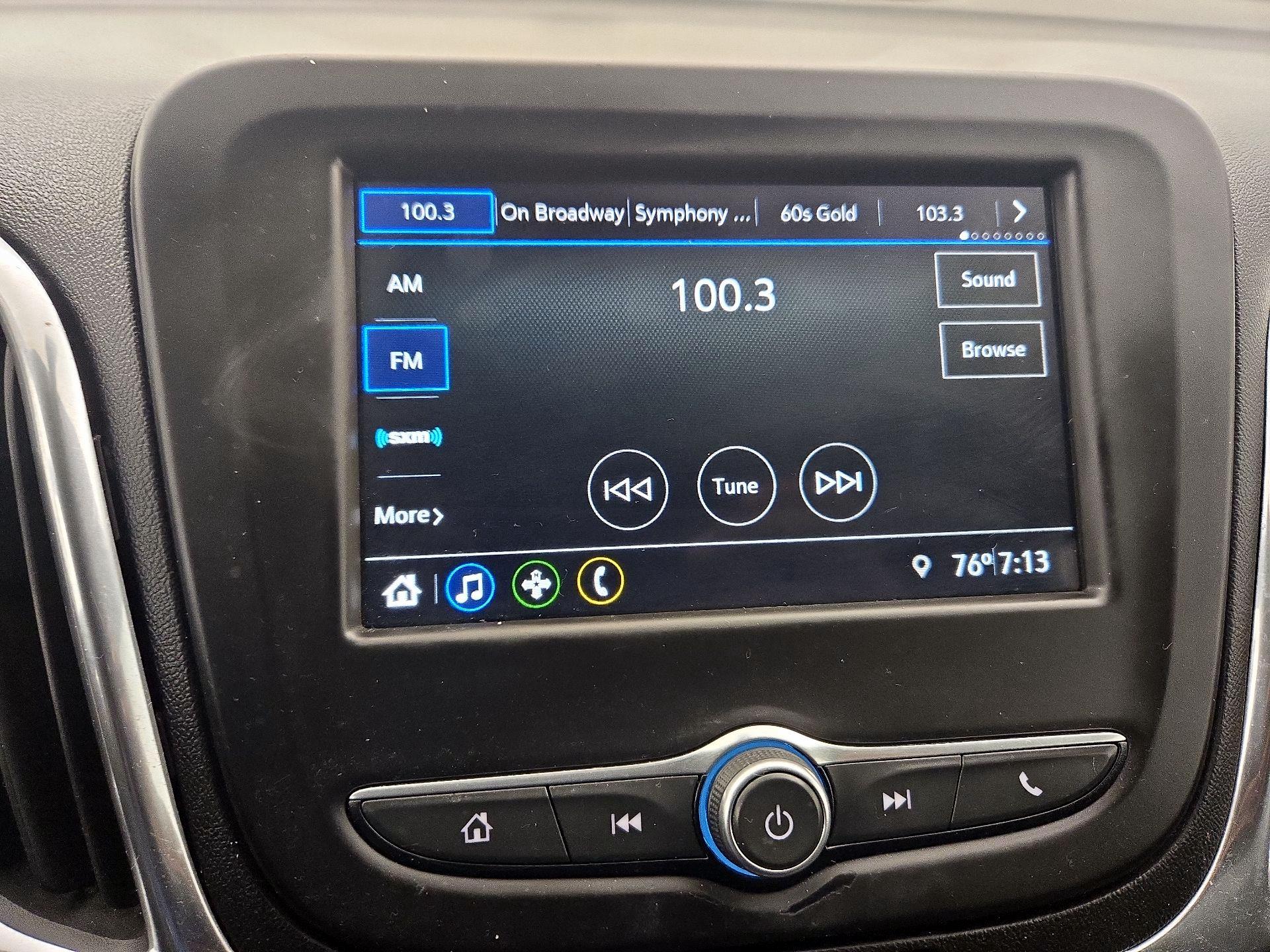 Thumbnail: 2019 Chevrolet Equinox - 15
