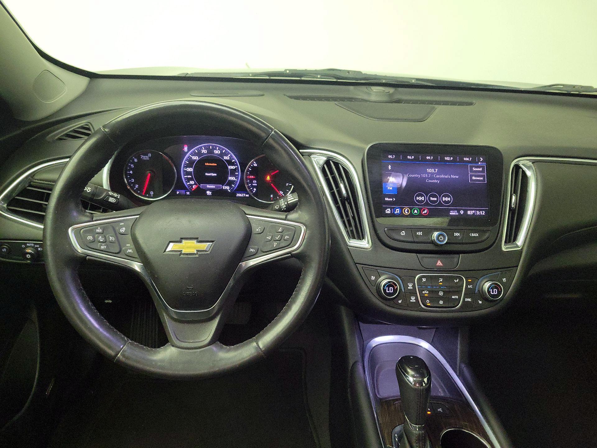 Thumbnail: 2019 Chevrolet Malibu - 10