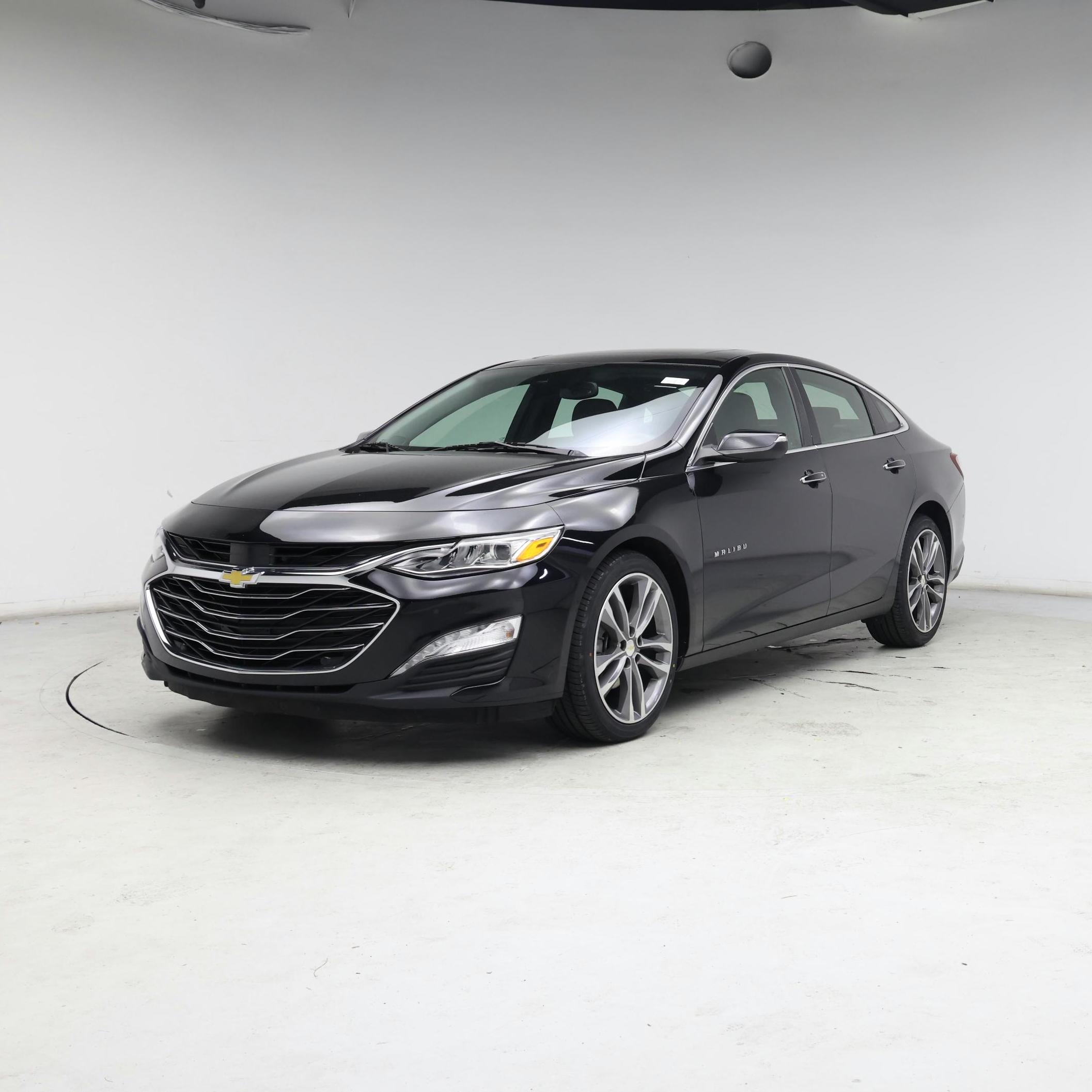 Thumbnail: 2019 Chevrolet Malibu - 4