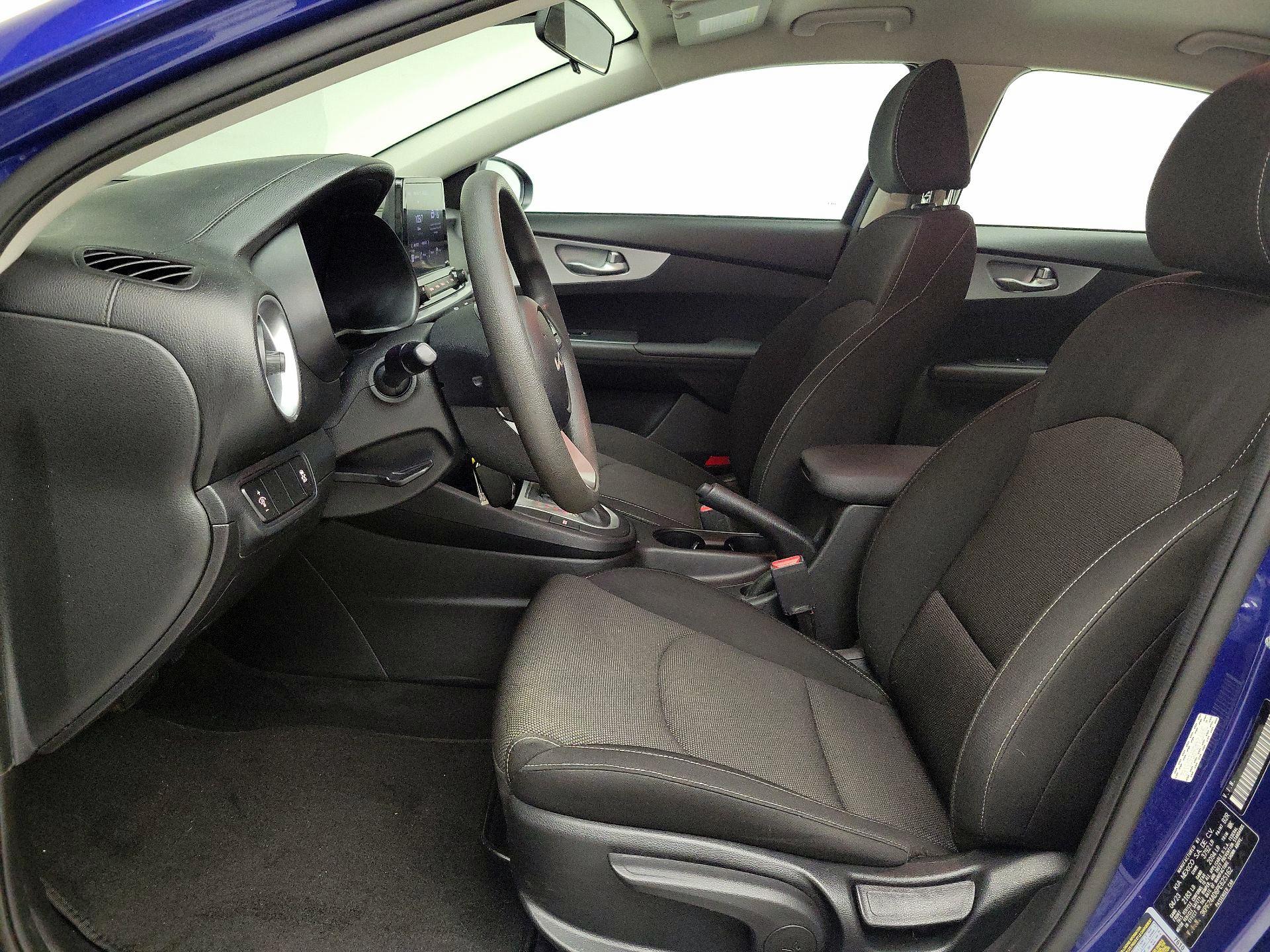 Thumbnail: 2023 Kia Forte - 11