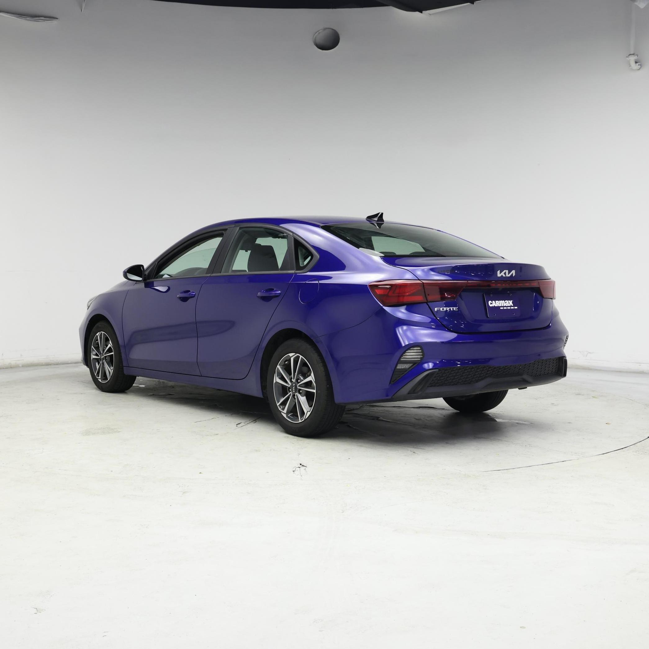 Thumbnail: 2023 Kia Forte - 2