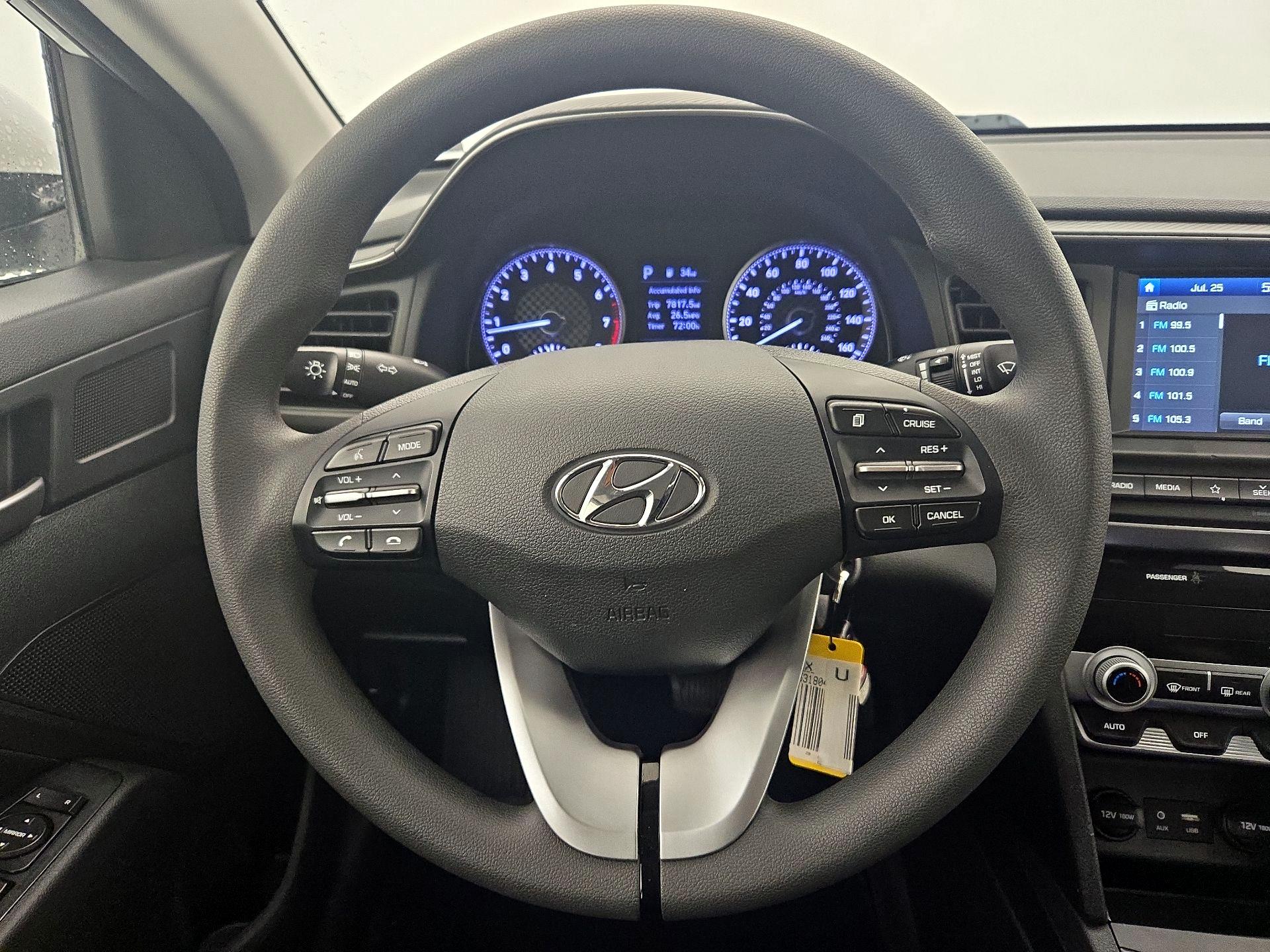 Thumbnail: 2020 Hyundai Elantra - 10