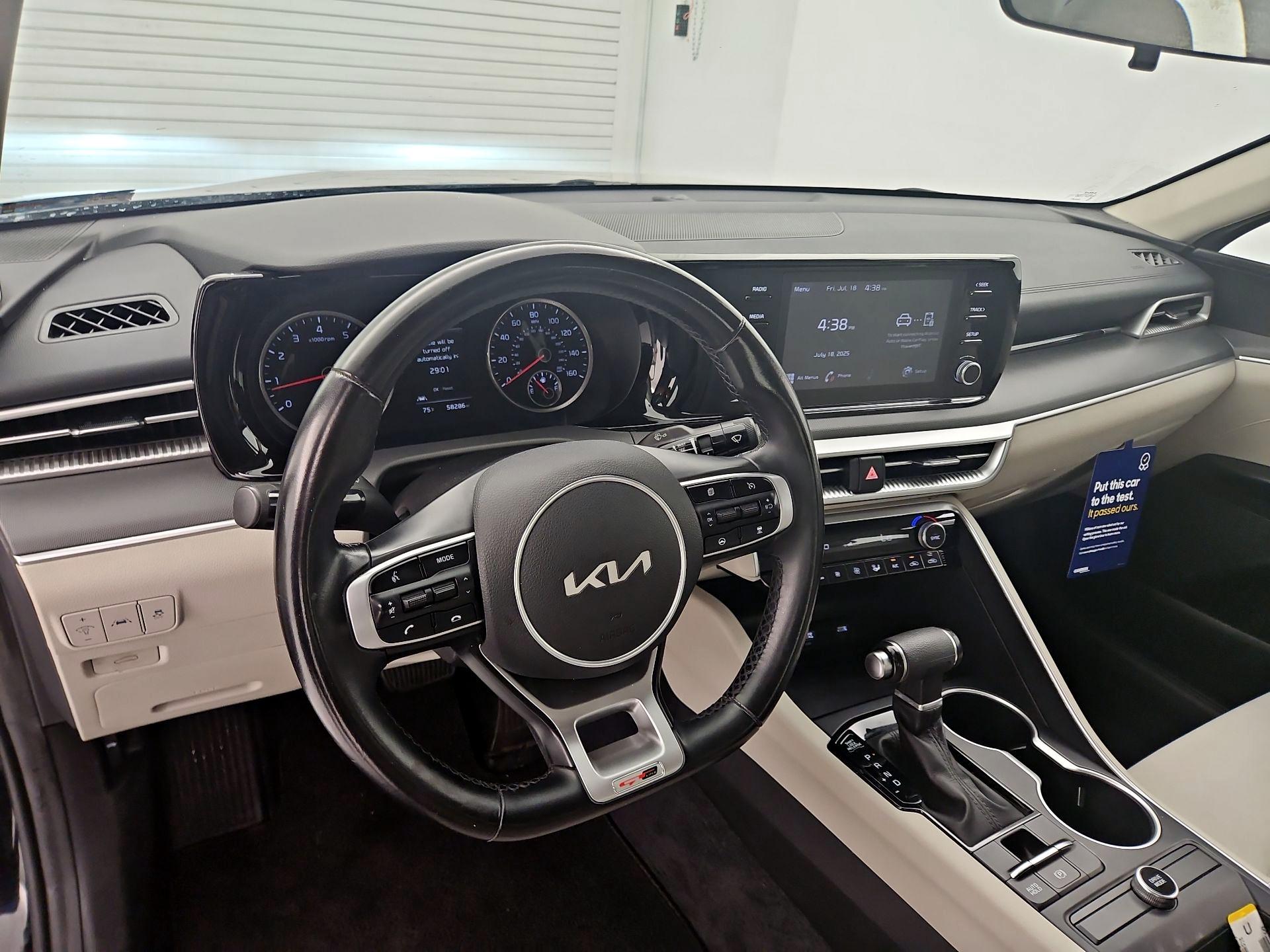 Thumbnail: 2022 Kia K5 - 9