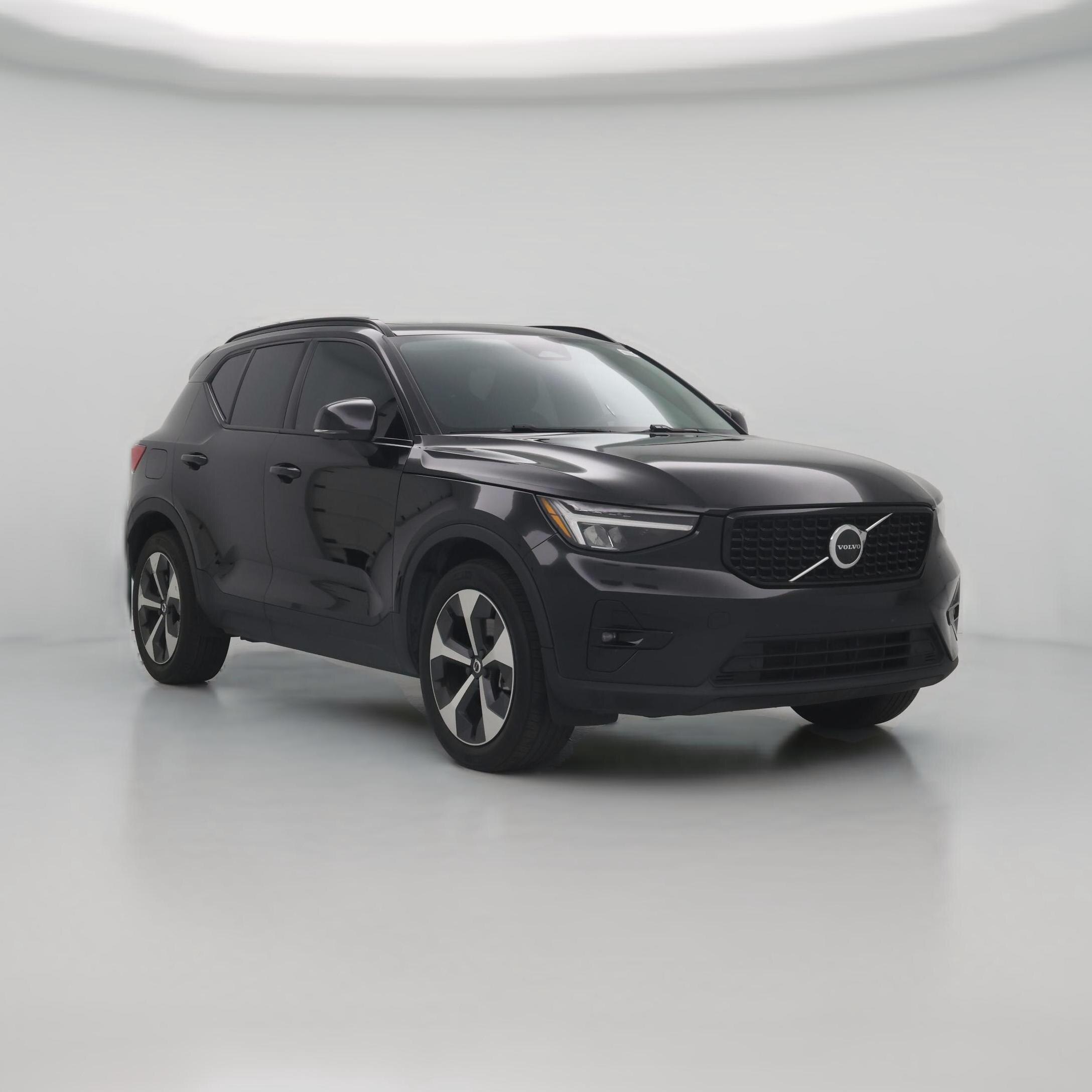 Thumbnail: 2023 Volvo XC40 - 1