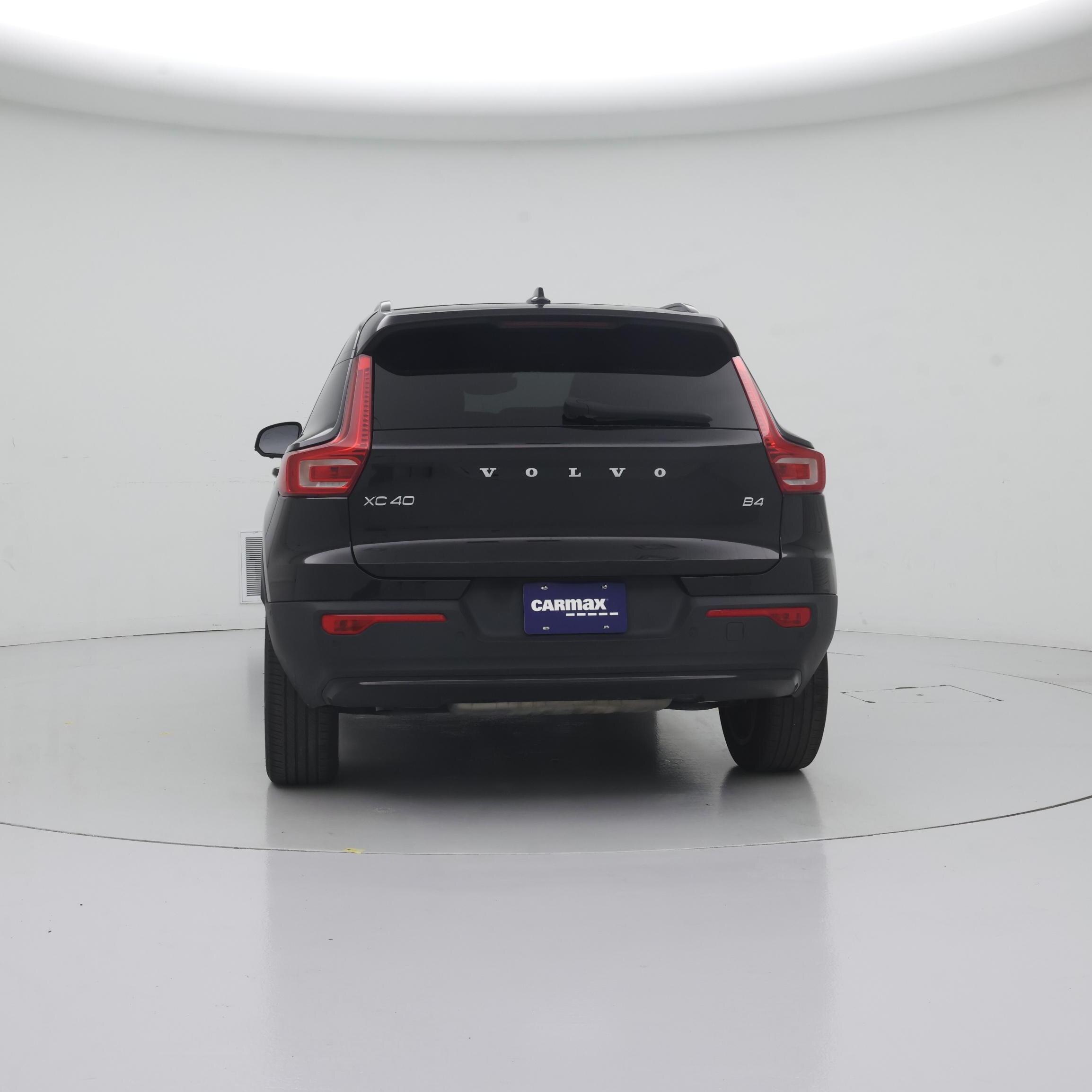 Thumbnail: 2023 Volvo XC40 - 6