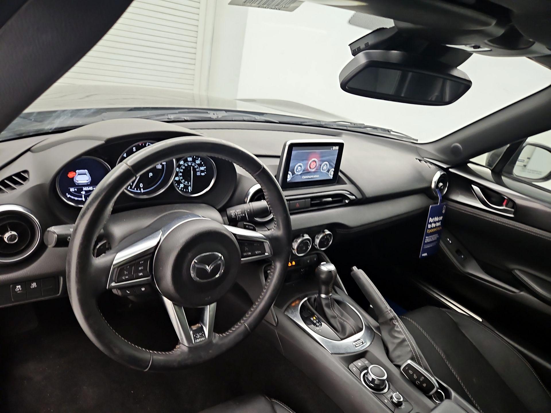 Thumbnail: 2020 Mazda MX-5 Miata - 9
