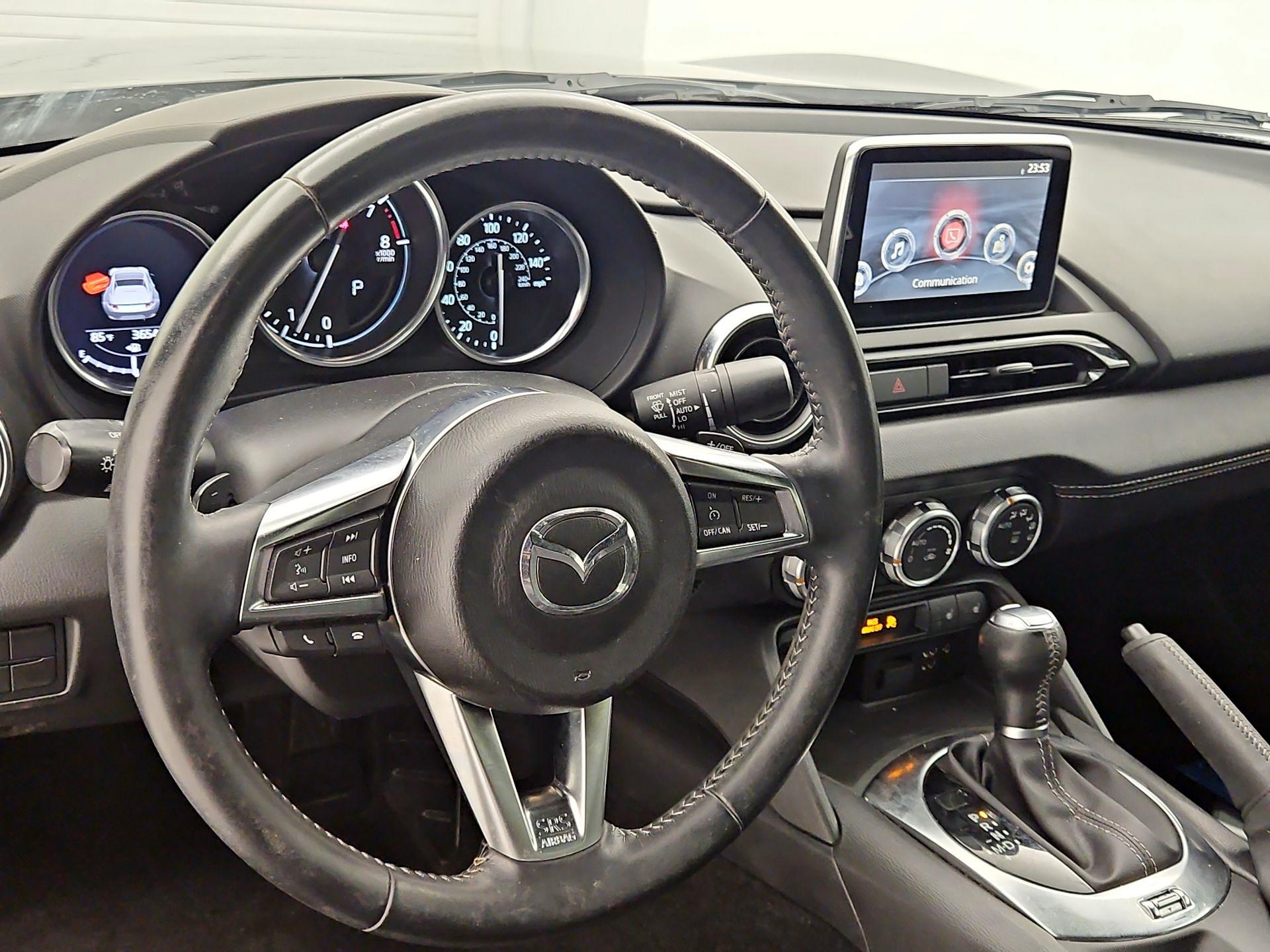 Thumbnail: 2020 Mazda MX-5 Miata - 10