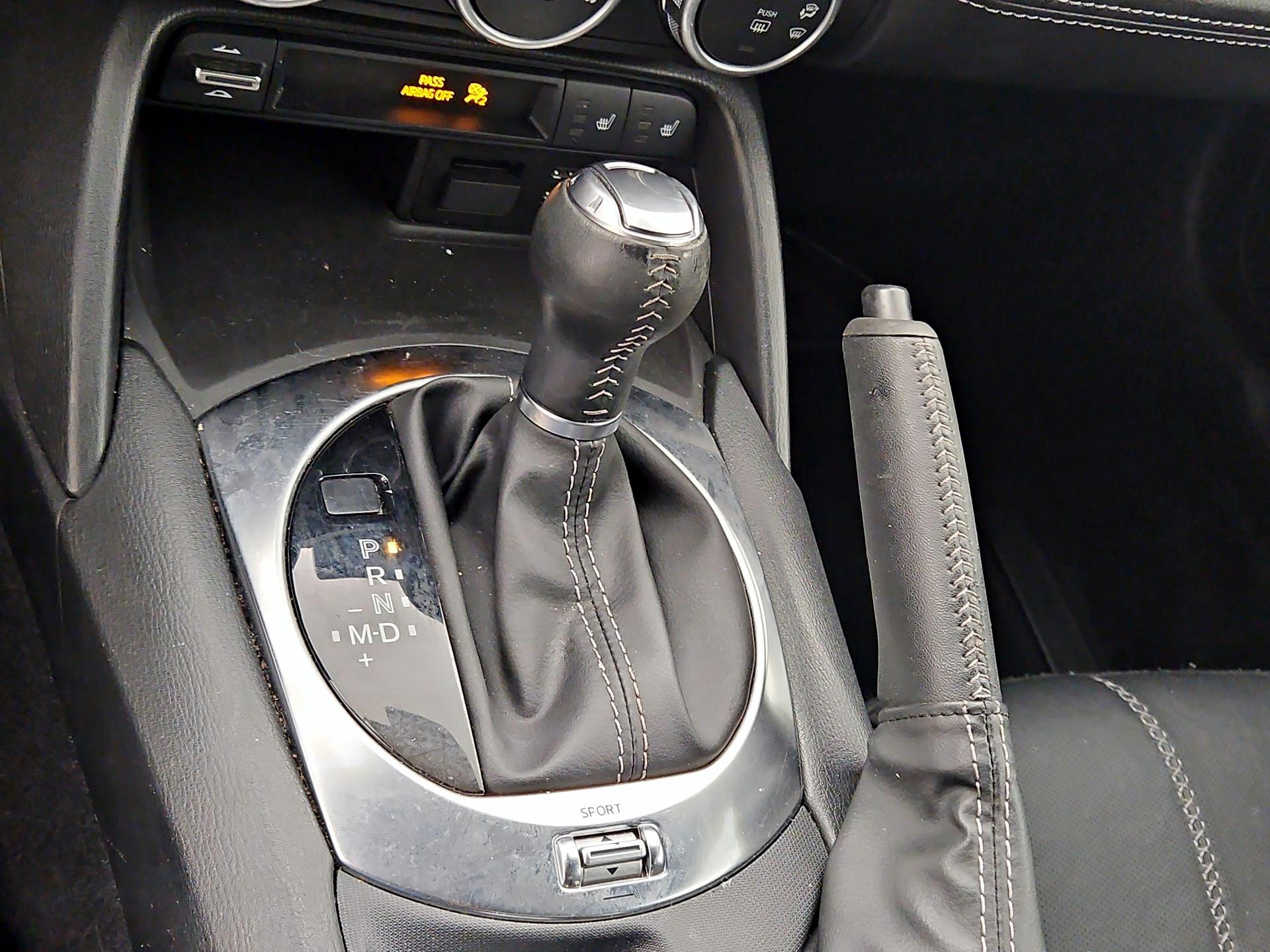 Thumbnail: 2020 Mazda MX-5 Miata - 18