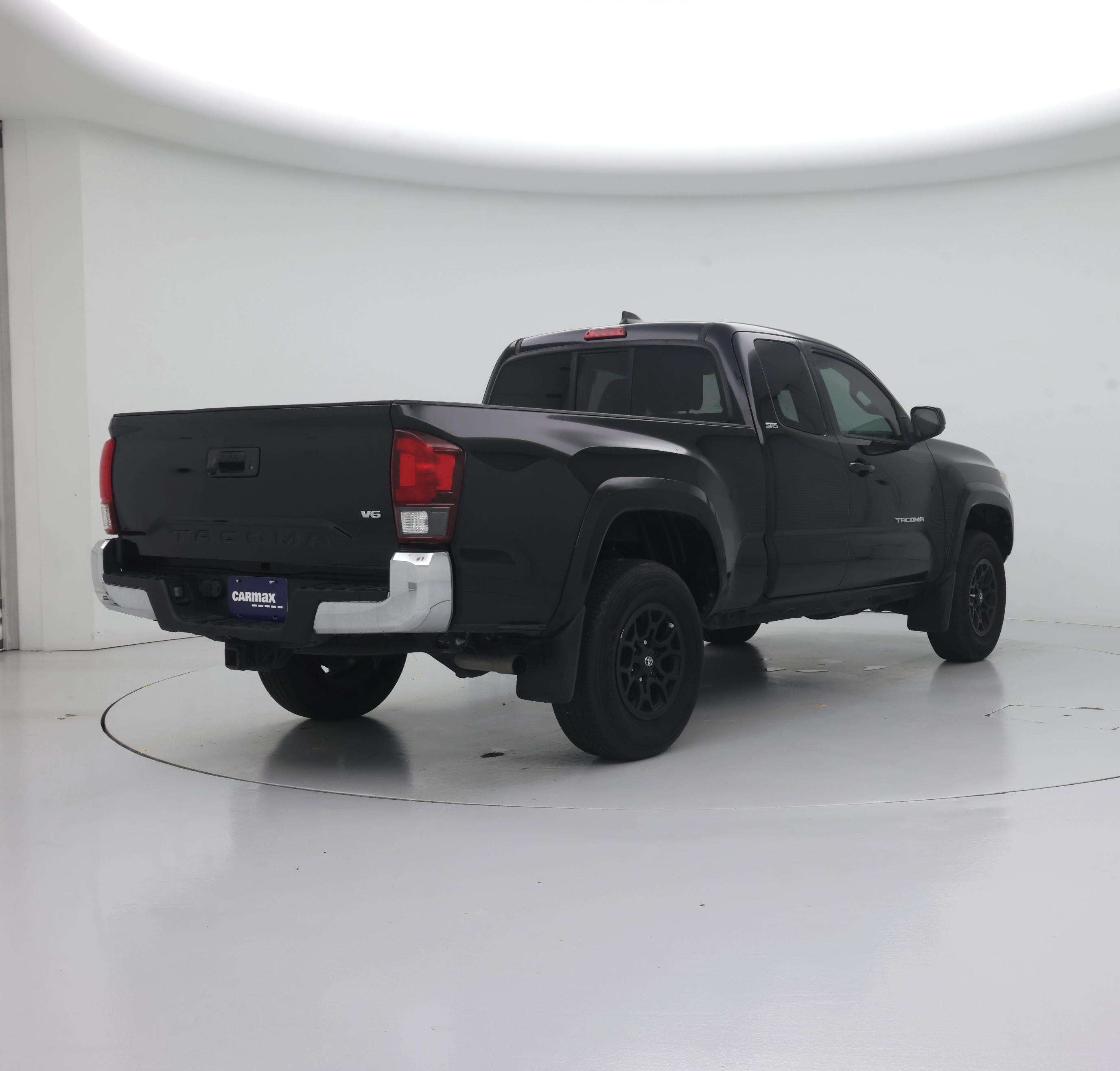 Thumbnail: 2022 Toyota Tacoma - 8