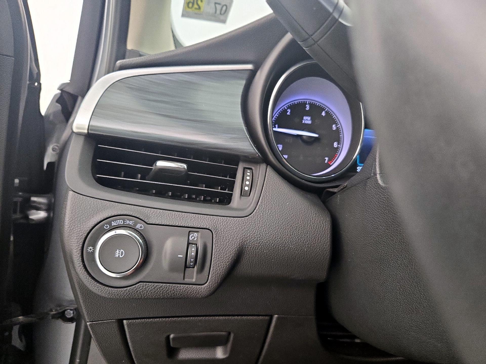 Thumbnail: 2020 Buick Envision - 13