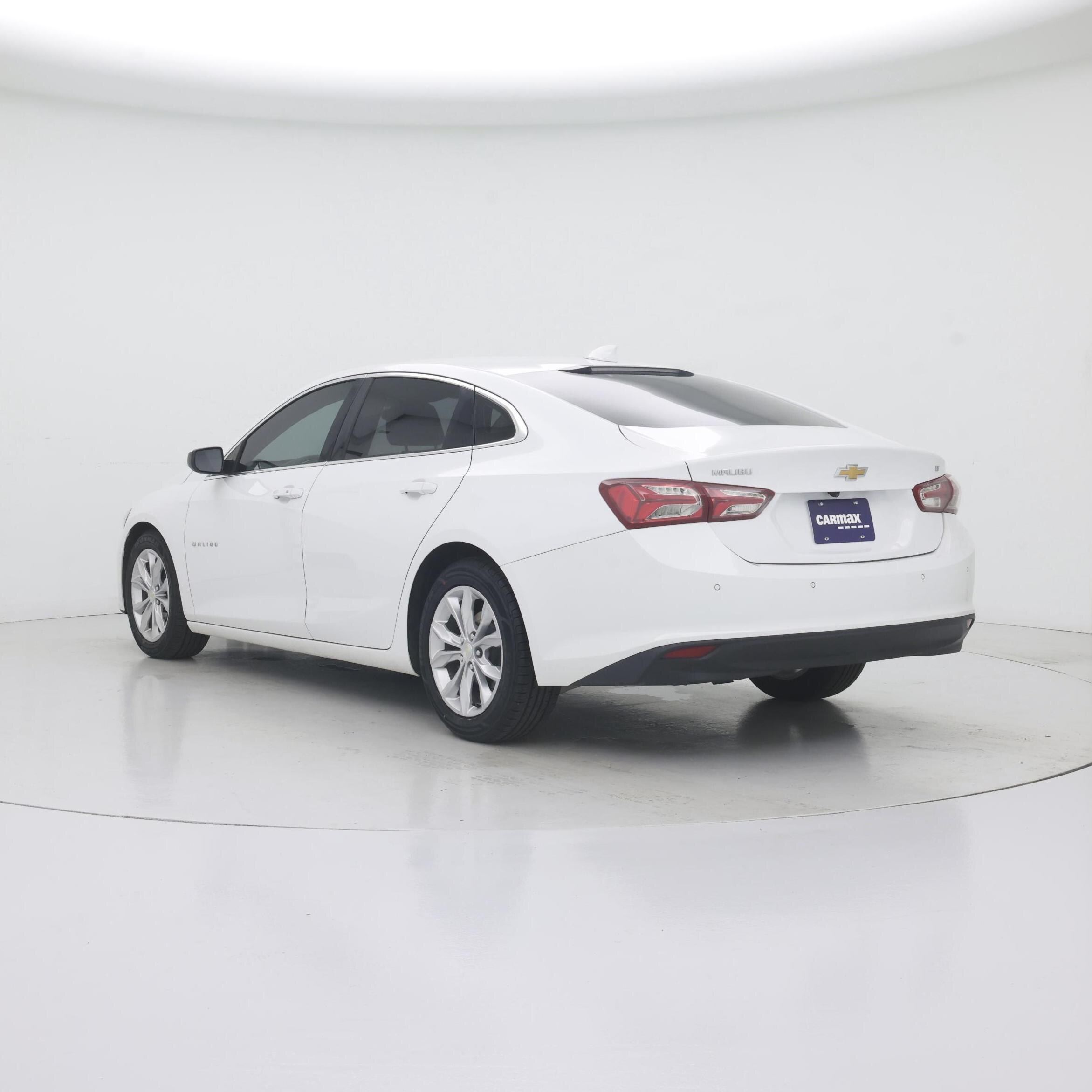Thumbnail: 2021 Chevrolet Malibu - 2