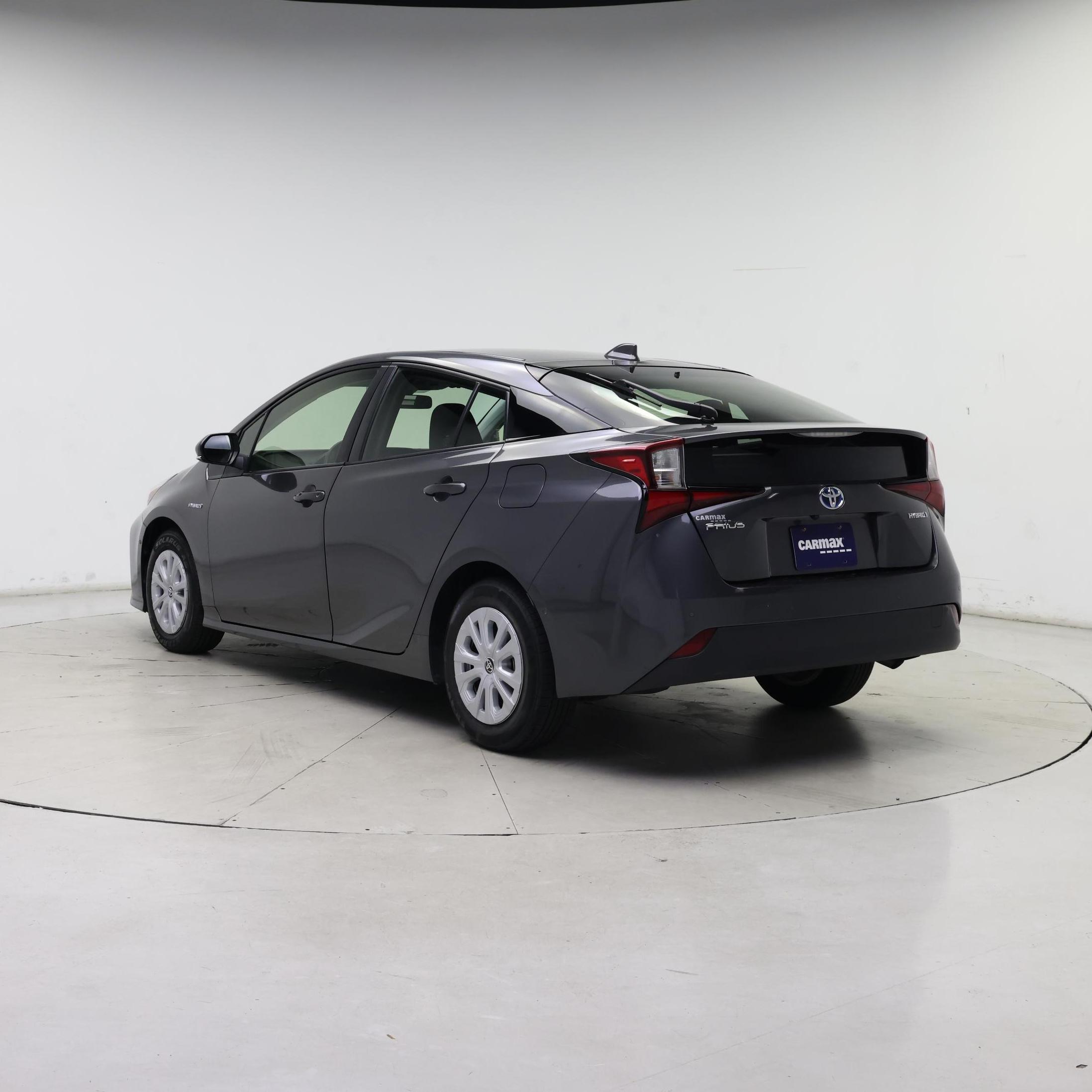 Thumbnail: 2022 Toyota Prius - 2