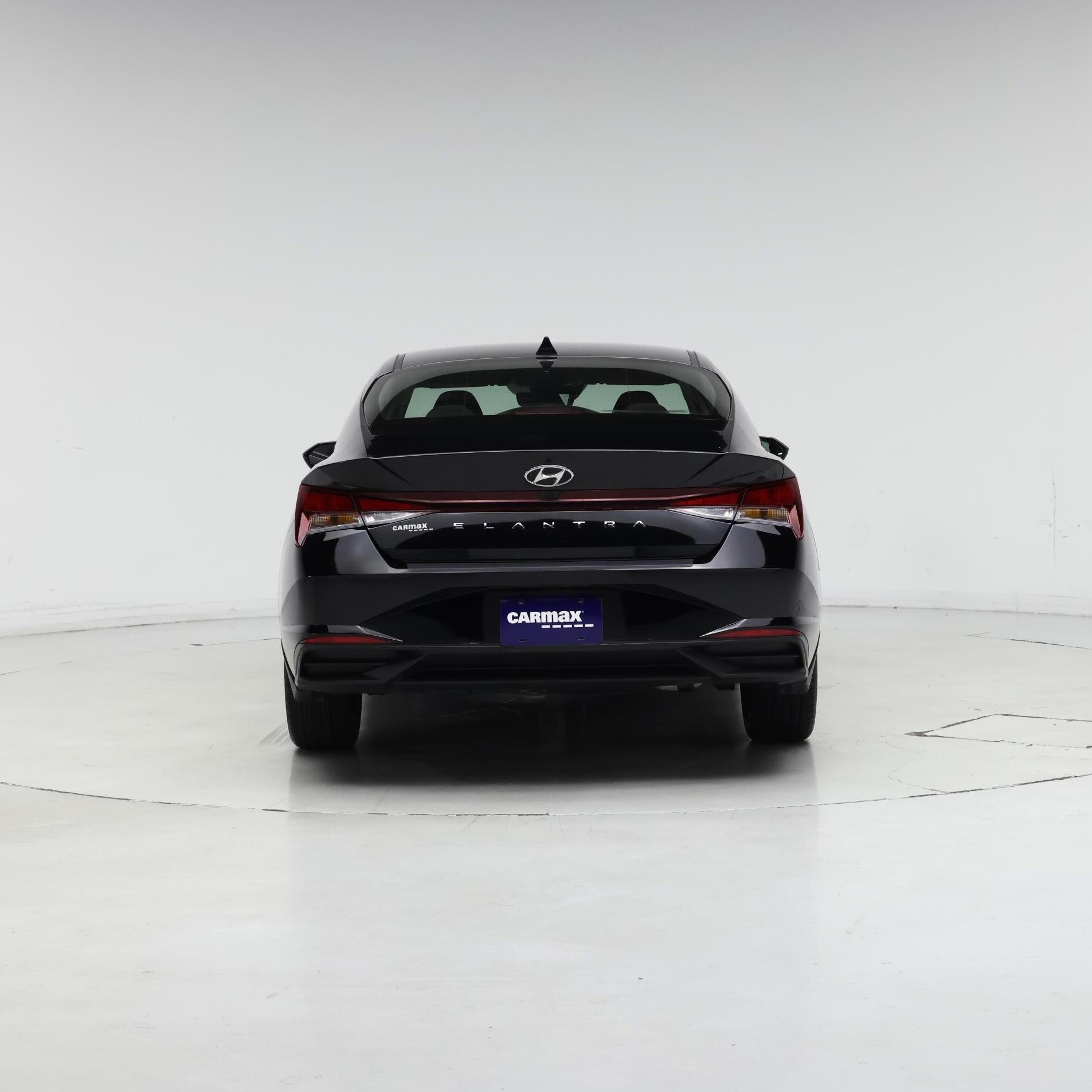 Thumbnail: 2023 Hyundai Elantra - 6