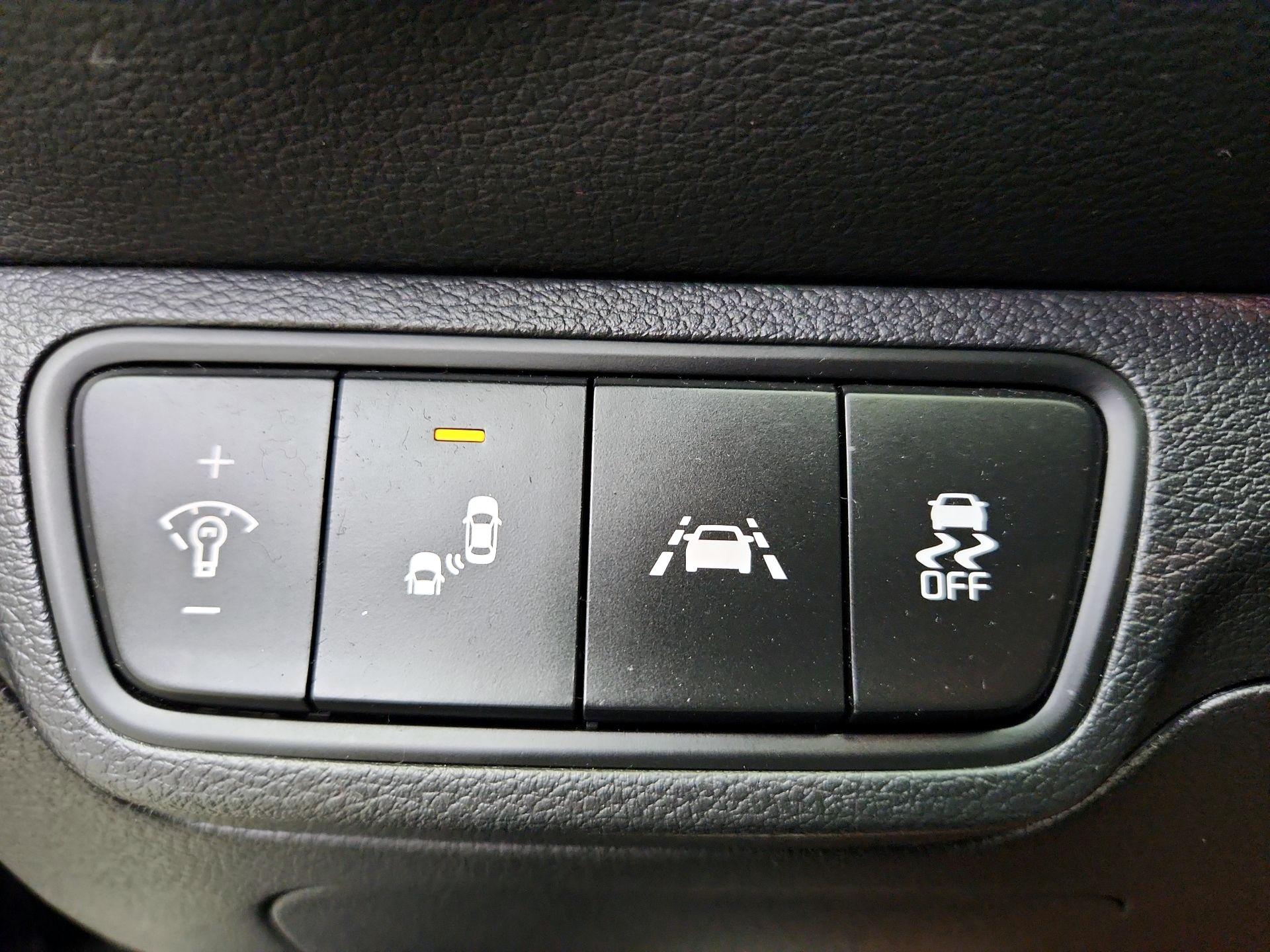 Thumbnail: 2021 Kia Forte - 13