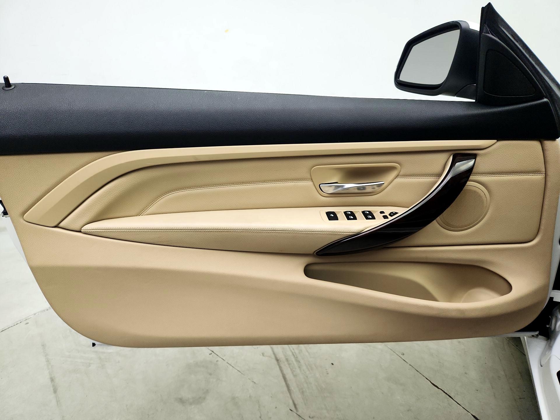 Thumbnail: 2015 BMW 4 Series - 12