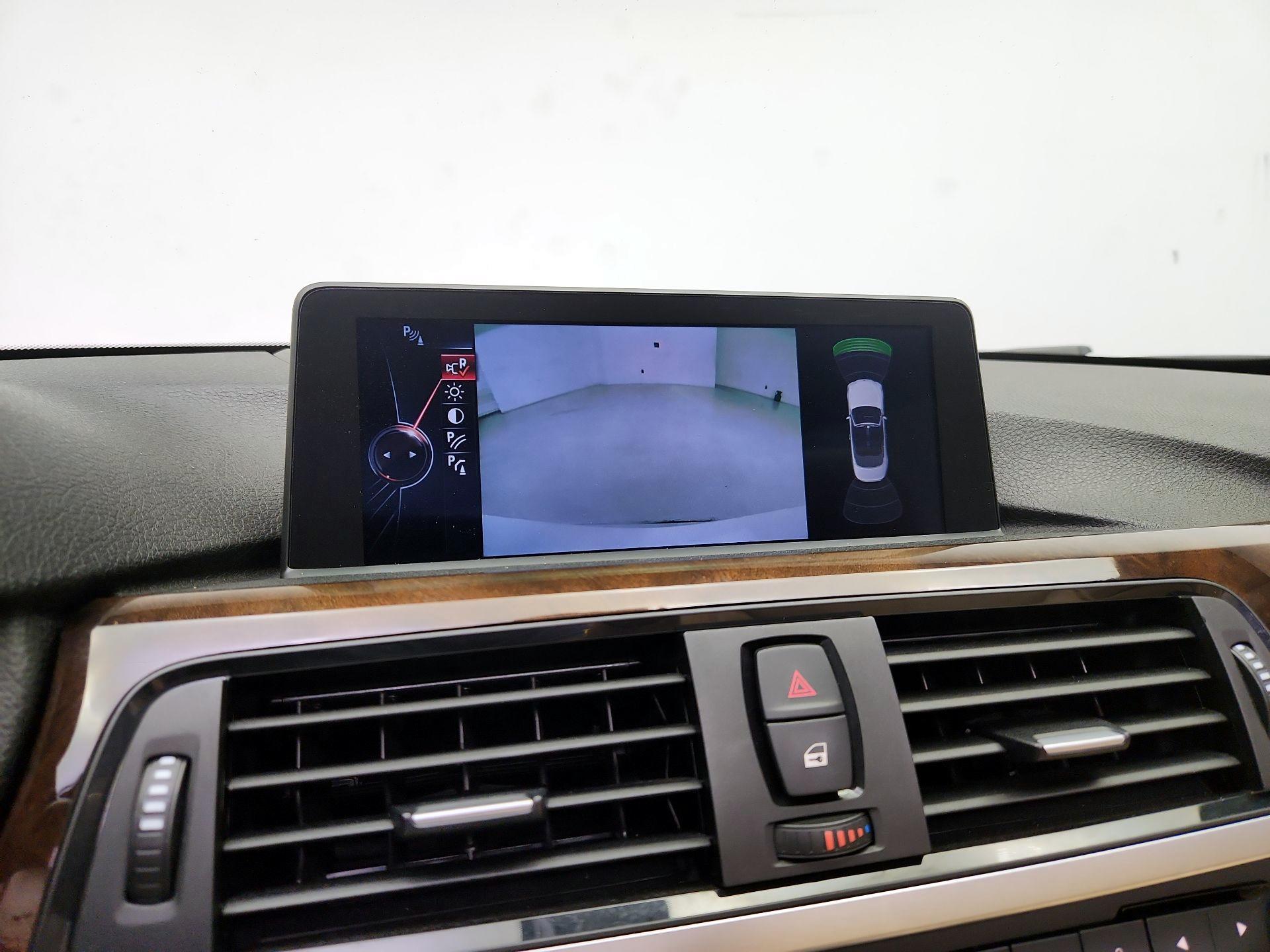 Thumbnail: 2015 BMW 4 Series - 15