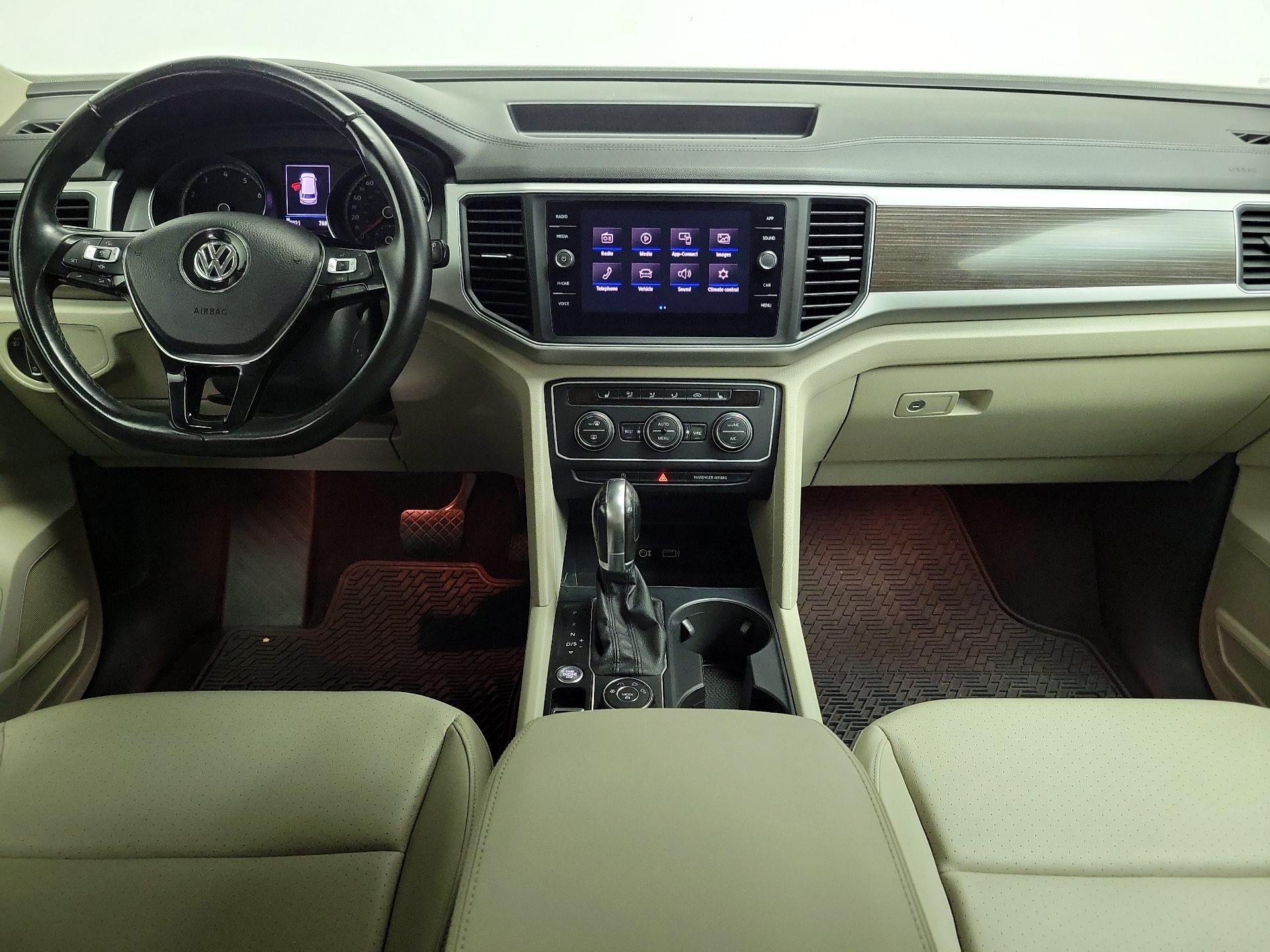 Thumbnail: 2019 Volkswagen Atlas - 9