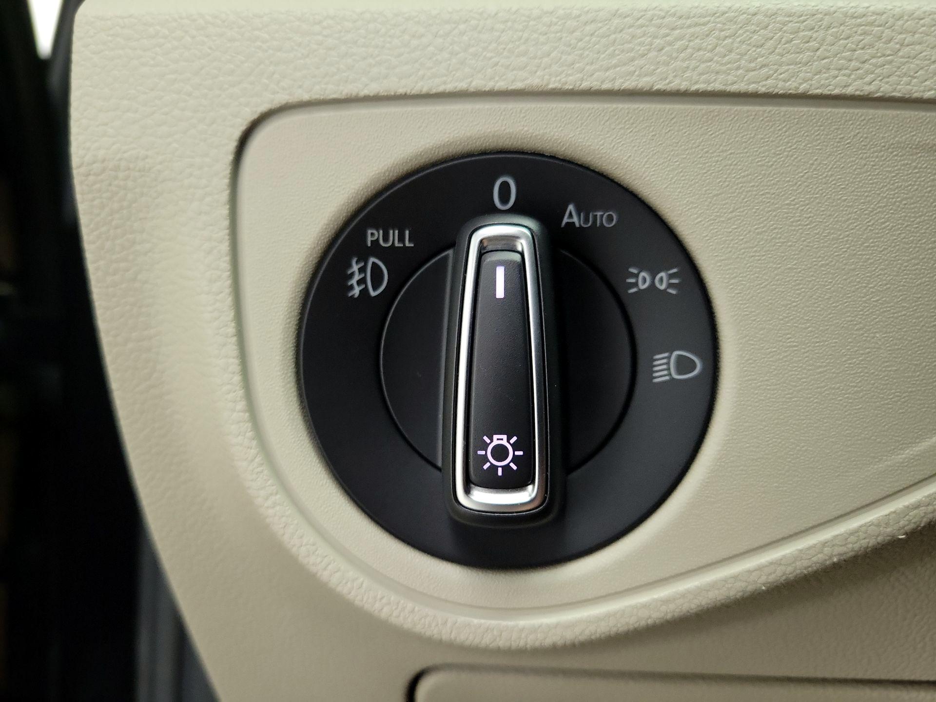 Thumbnail: 2019 Volkswagen Atlas - 13