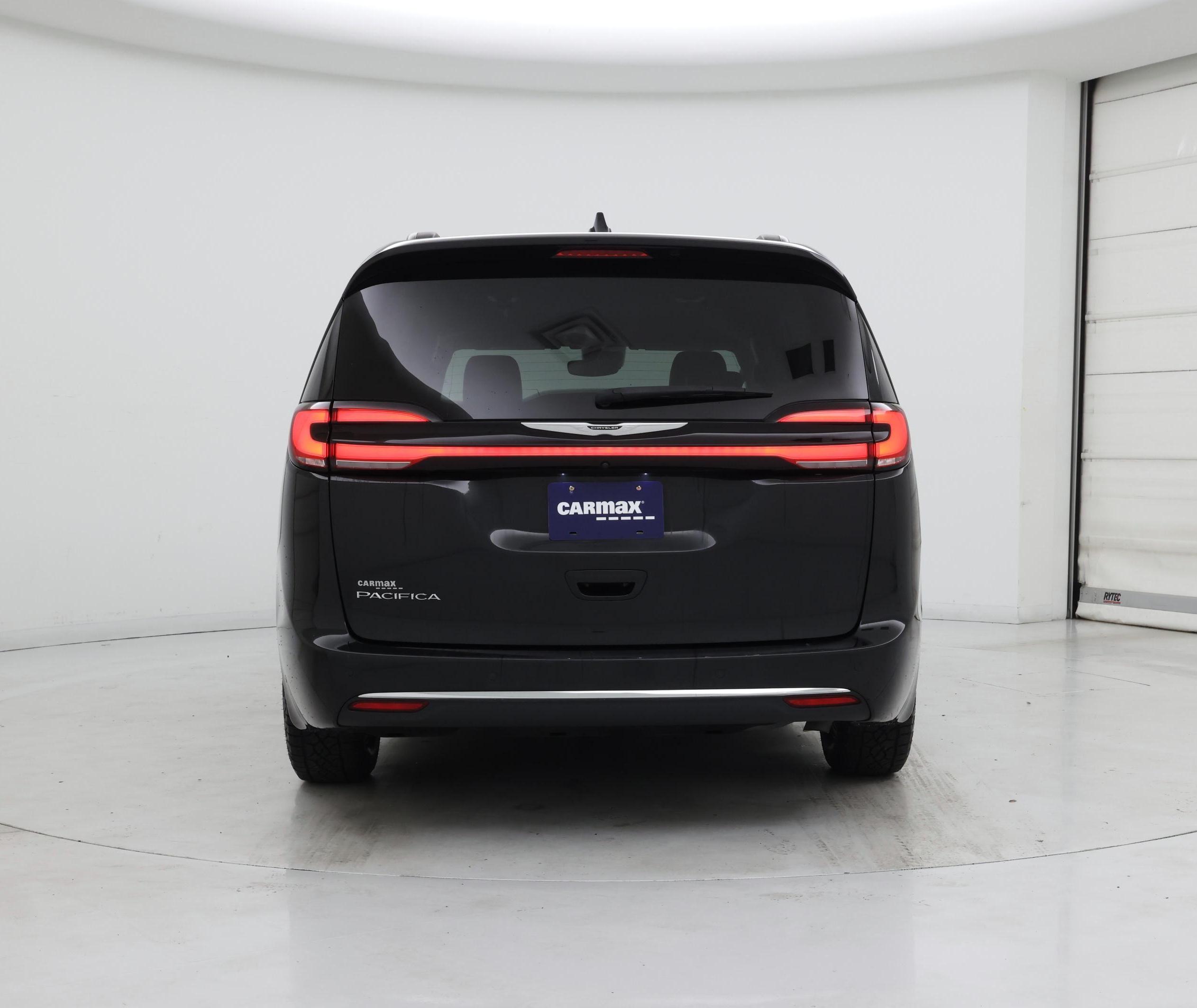 Thumbnail: 2022 Chrysler Pacifica - 6
